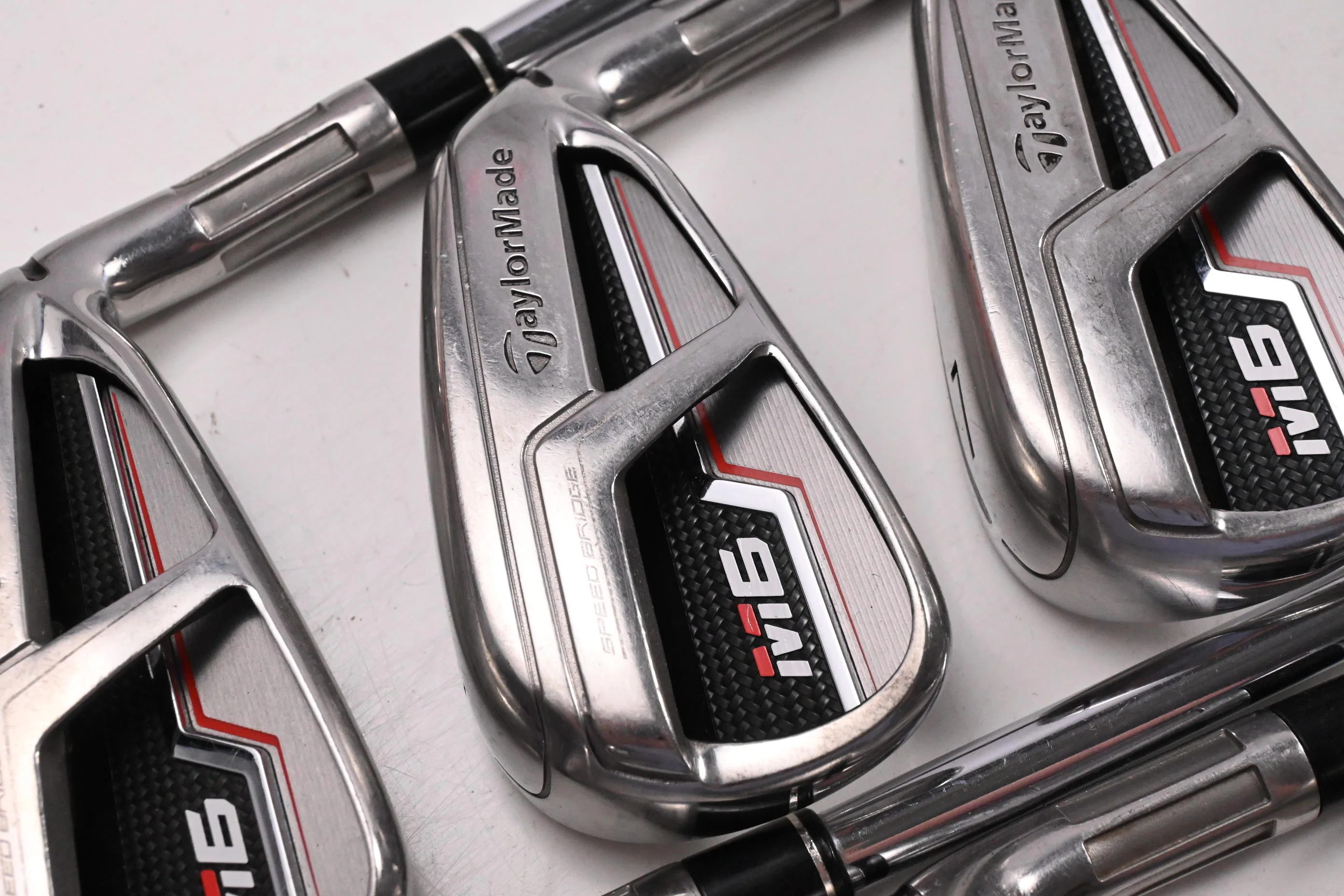 Taylormade M6 Irons / 5-PW+AW+SW / Regular Flex KBS Max 85 Shafts