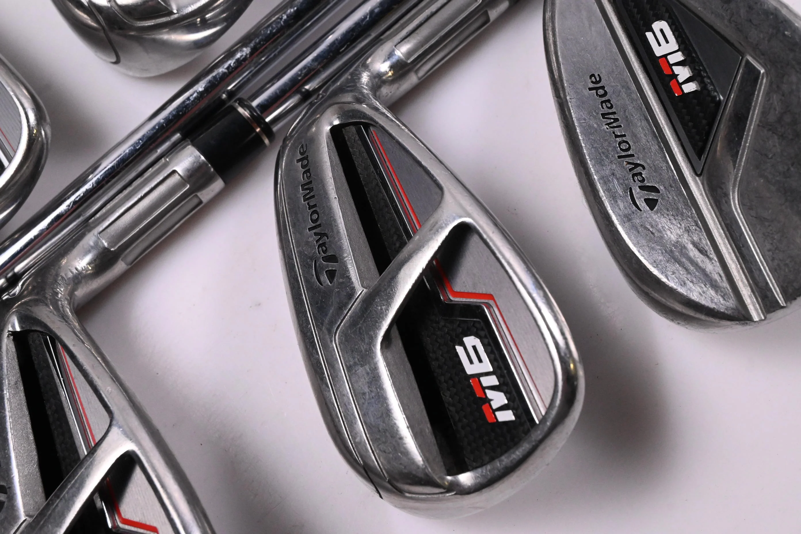 Taylormade M6 Irons / 4-PW+SW / Regular Flex KBS MAX 85 Shafts