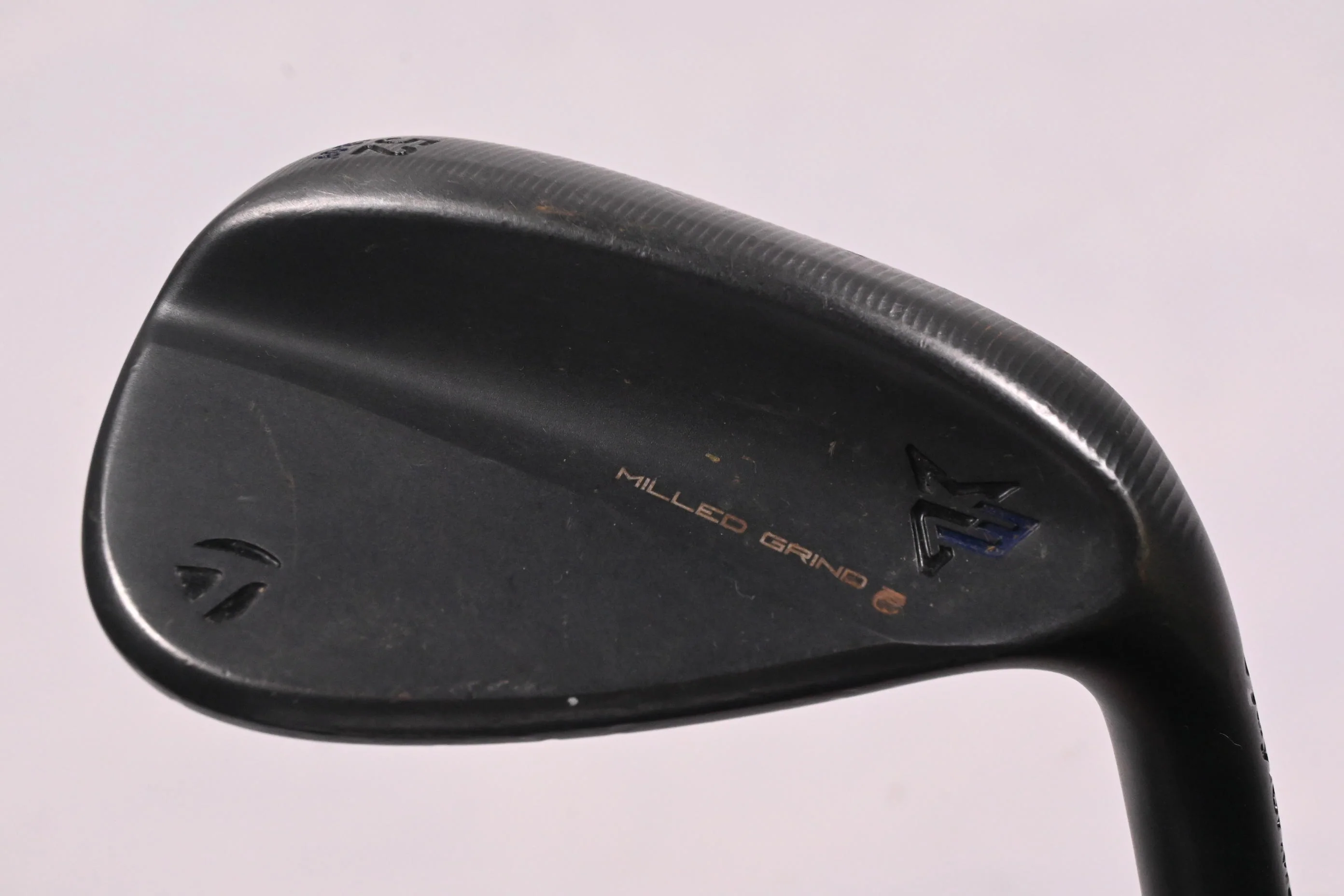 Taylormade Milled Grind 3 Gap Wedge / 52 Degree / Stiff Flex Dynamic Gold S200