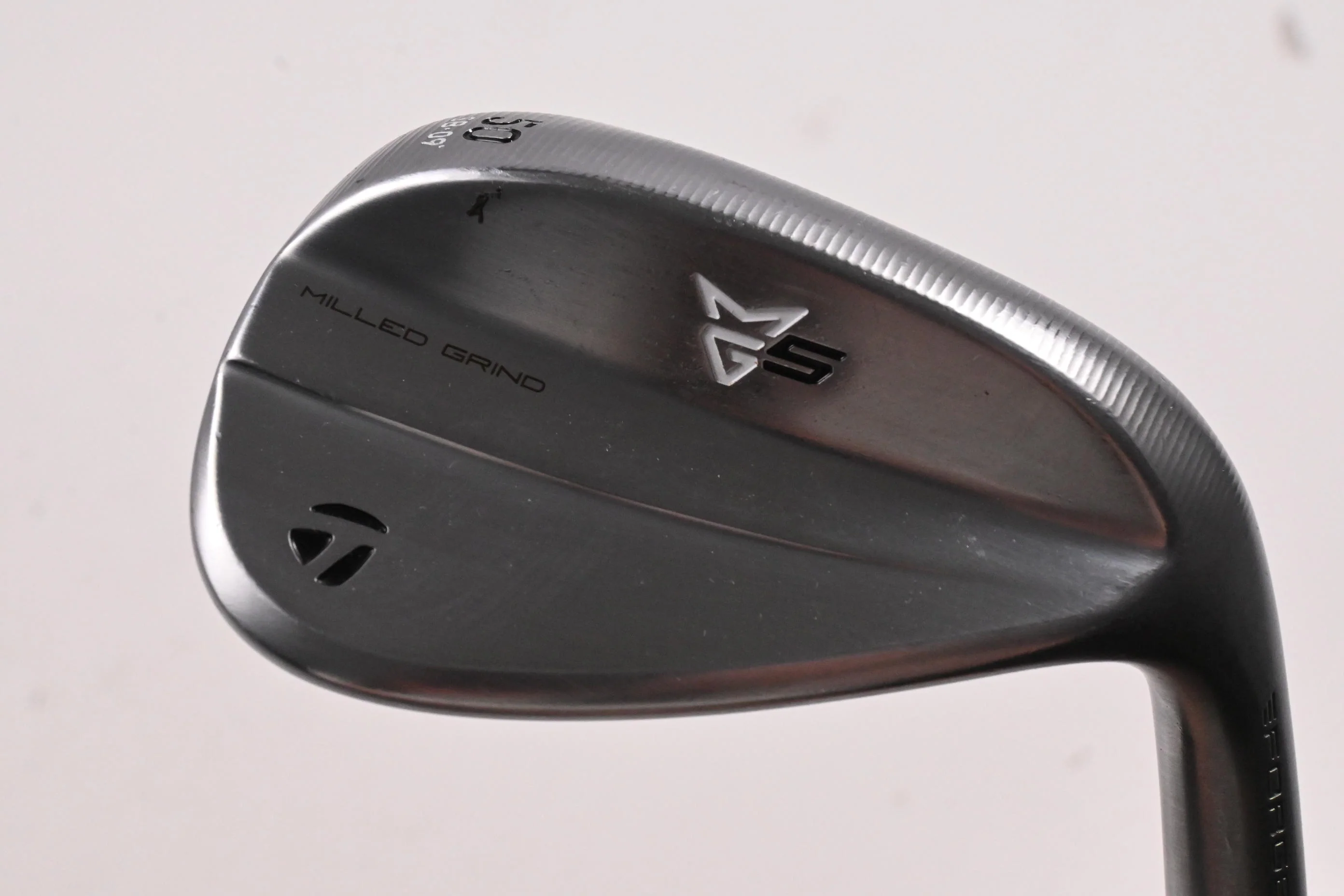 Taylormade Milled Grind 5 Gap Wedge / 50 Degree / Wedge Flex Dynamic Gold Mid
