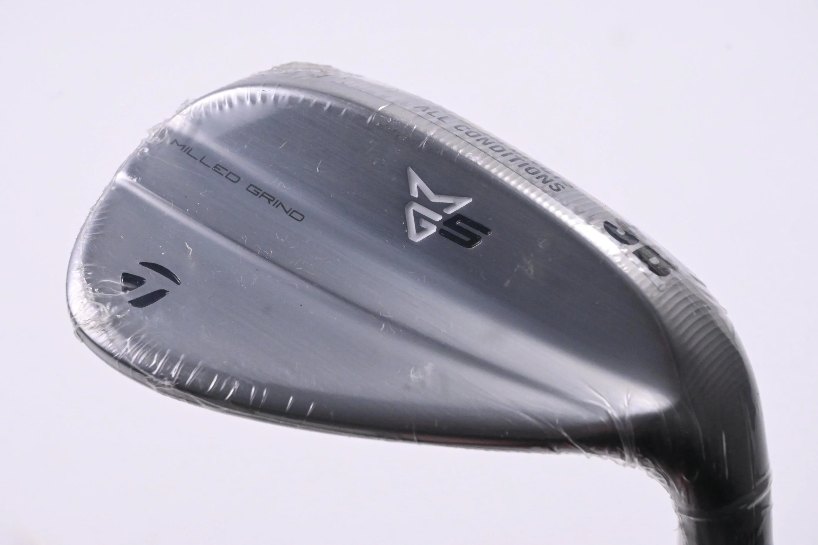 Taylormade Milled Grind 5 Gap Wedge / 52 Degree / Wedge Flex Dynamic Gold 115