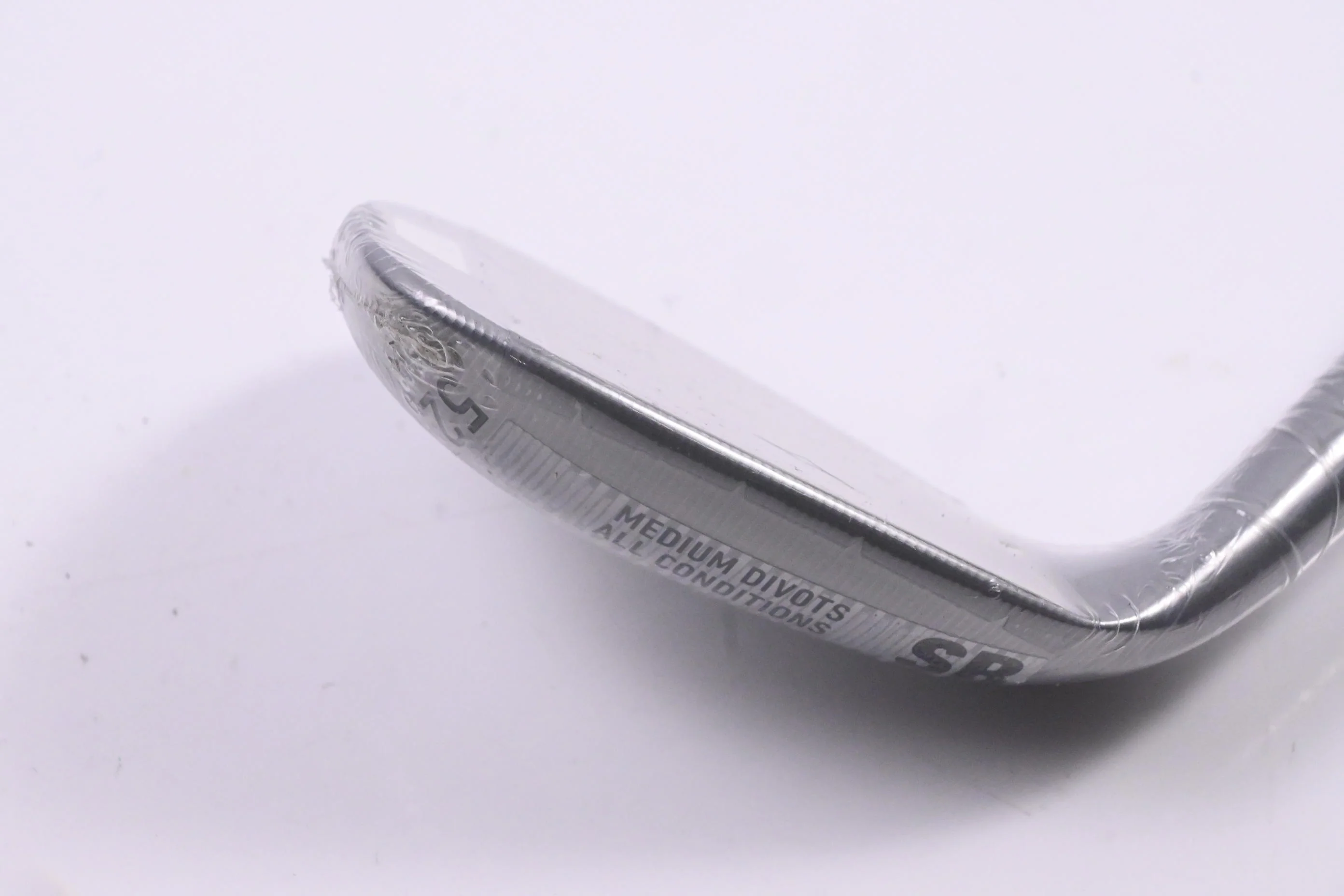 Taylormade Milled Grind 5 Gap Wedge / 52 Degree / Wedge Flex Dynamic Gold 115 - Image 3