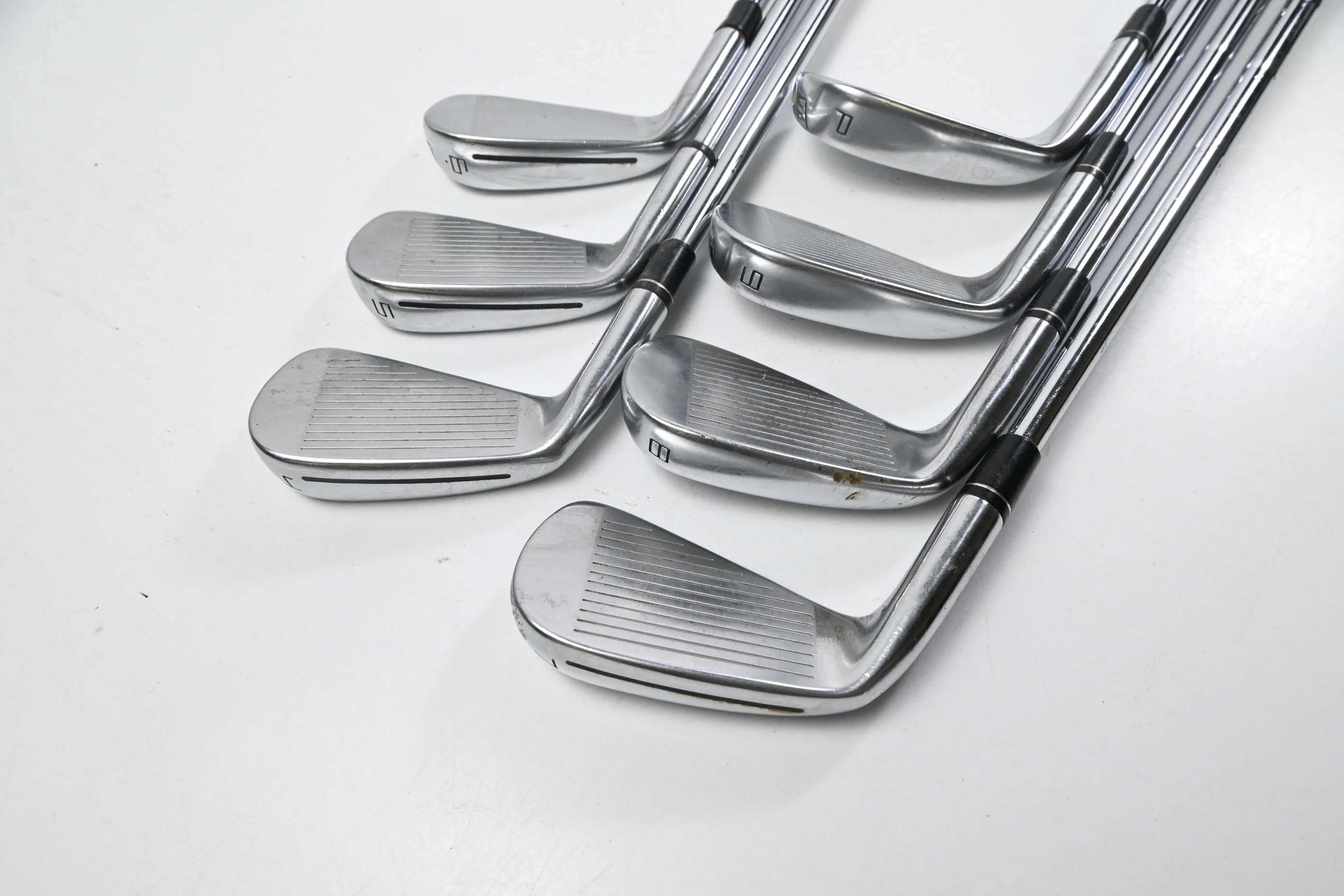 Taylormade P790 2017 Irons / 4-PW / Regular Flex Dynamic Gold R300 Shafts - Image 4