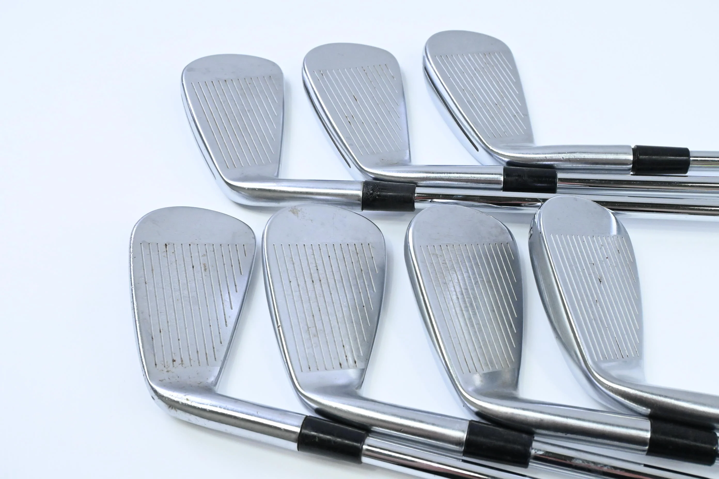 Taylormade P790 2017 Irons / 4-PW / Regular Flex Elevate 95 Shafts - Image 3