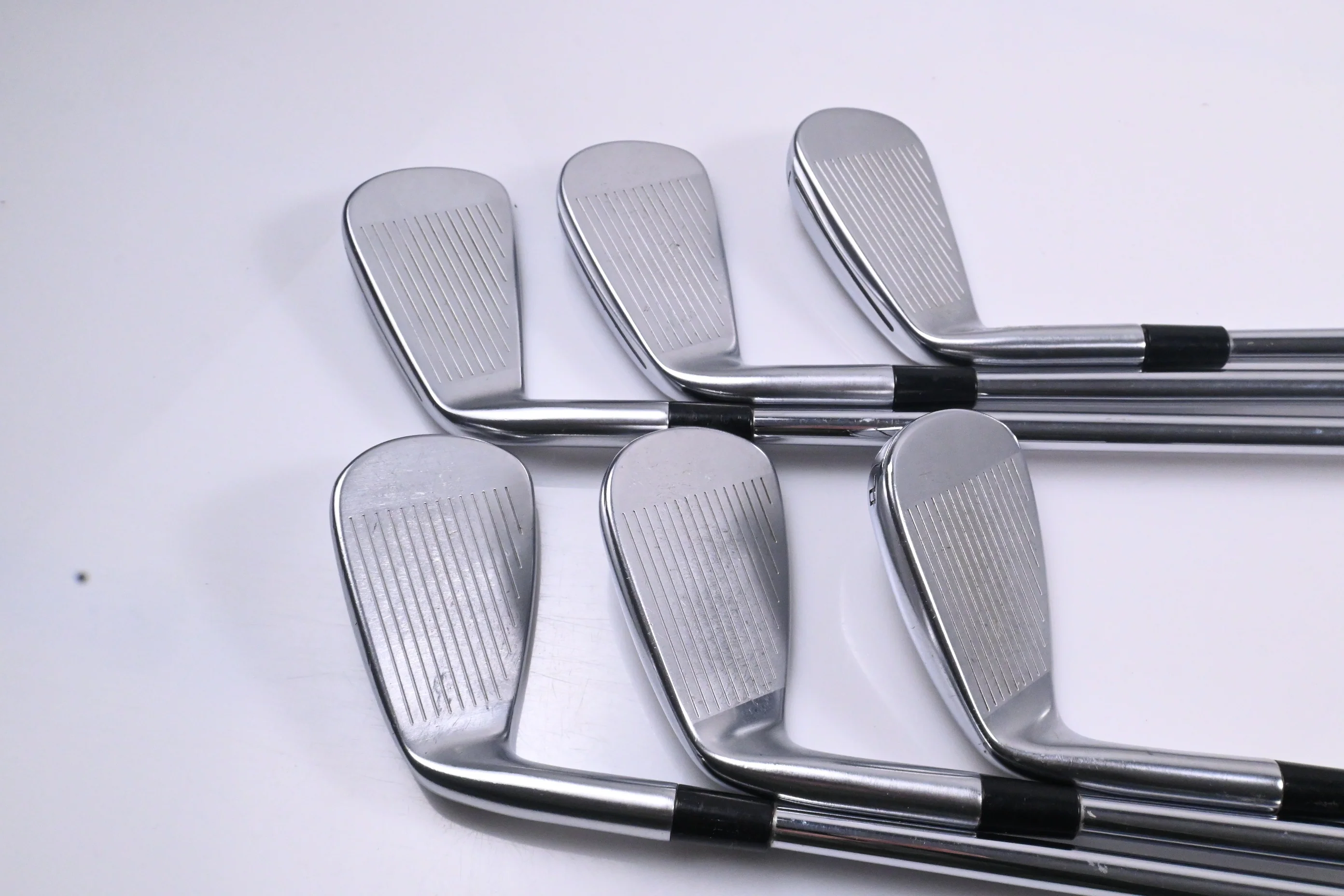 Taylormade P790 2019 Irons / 5-PW / Regular Flex Dynamic Gold 105 R300 Shafts - Image 3
