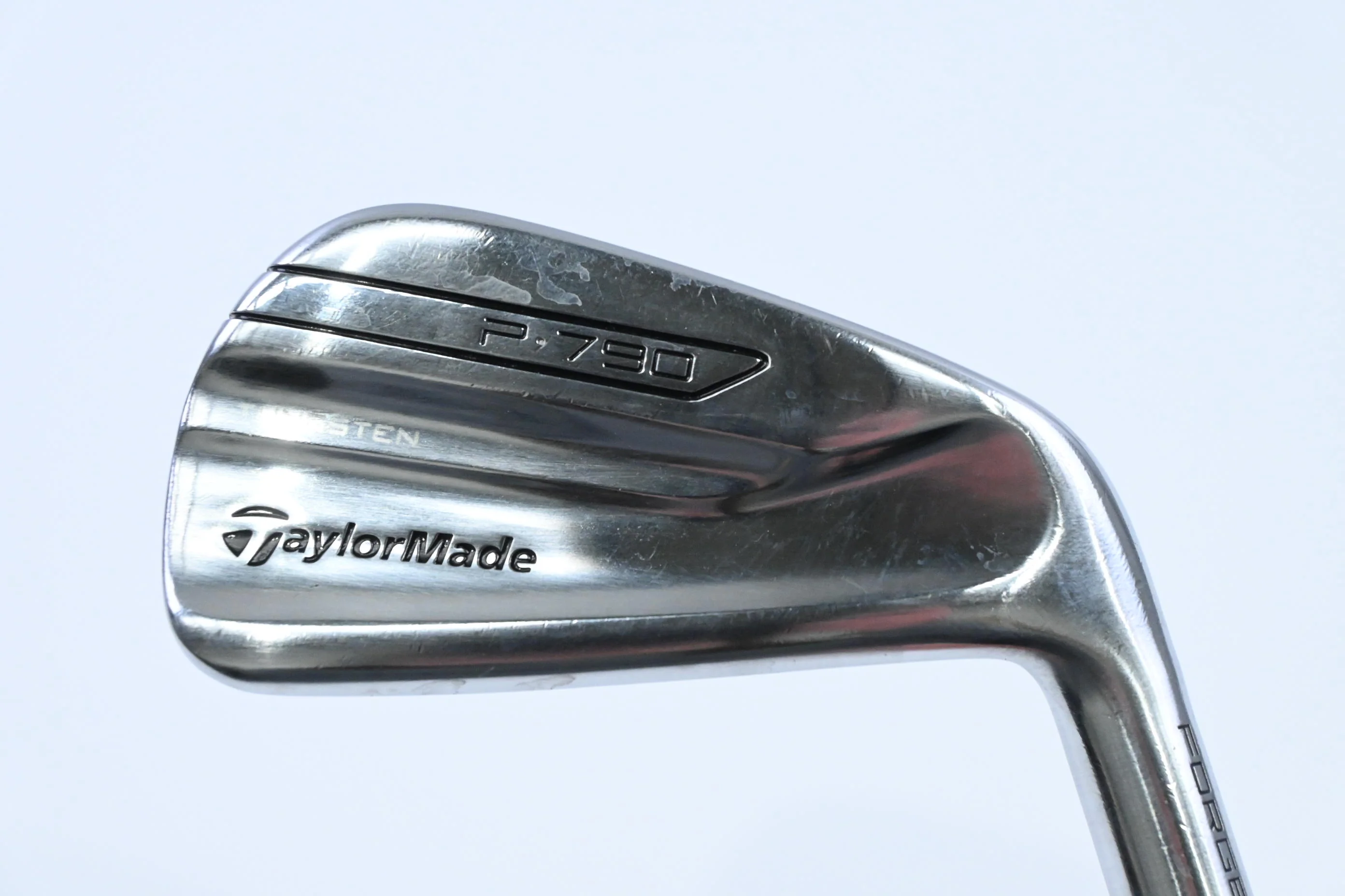 Taylormade P790 2017 #4 Iron / 21 Degree / Regular Flex KBS Tour Shafts