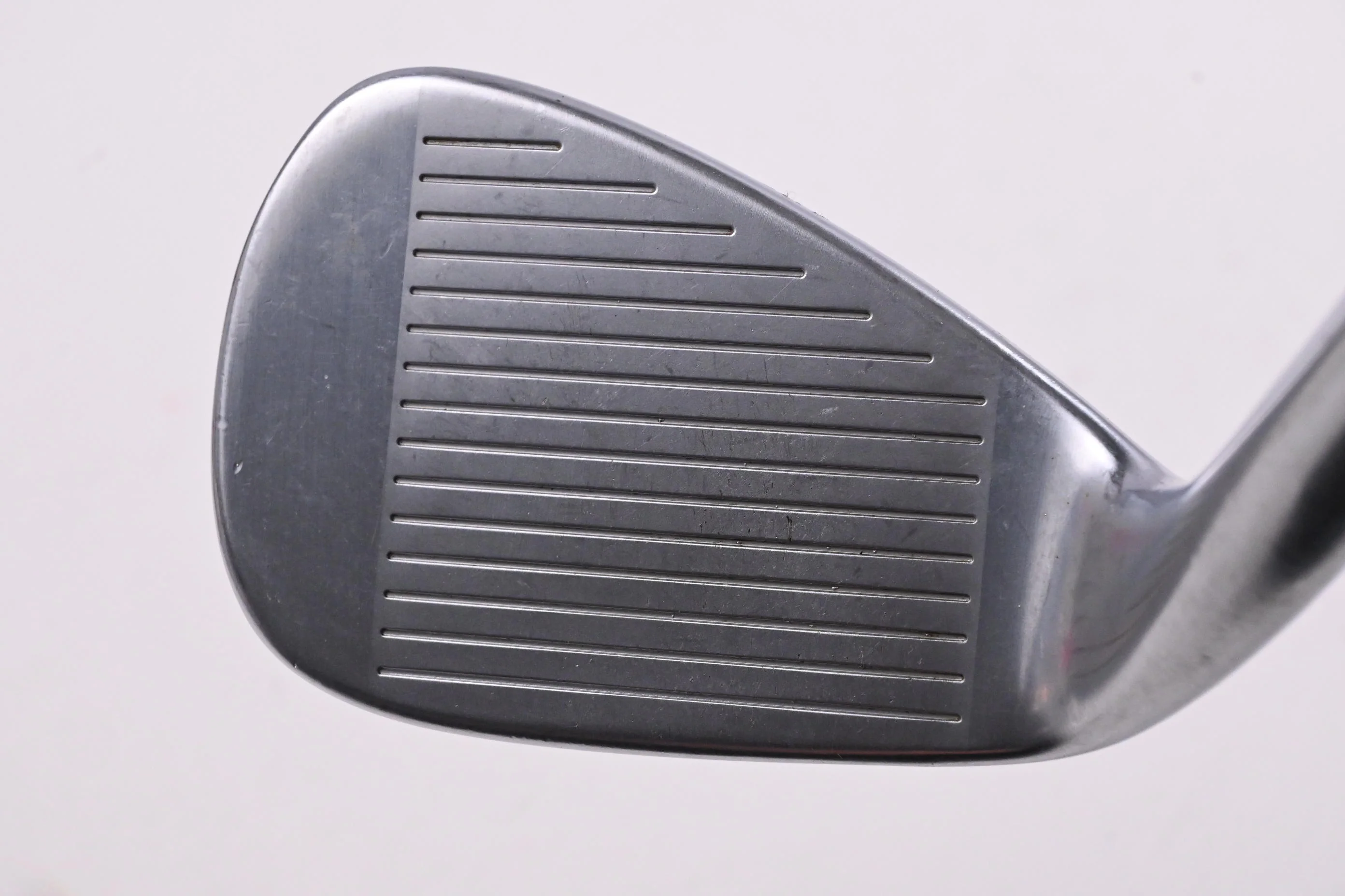 Taylormade P790 2017 Approach Wedge / 50 Degree / Regular Flex Dynamic Gold R300 - Image 2