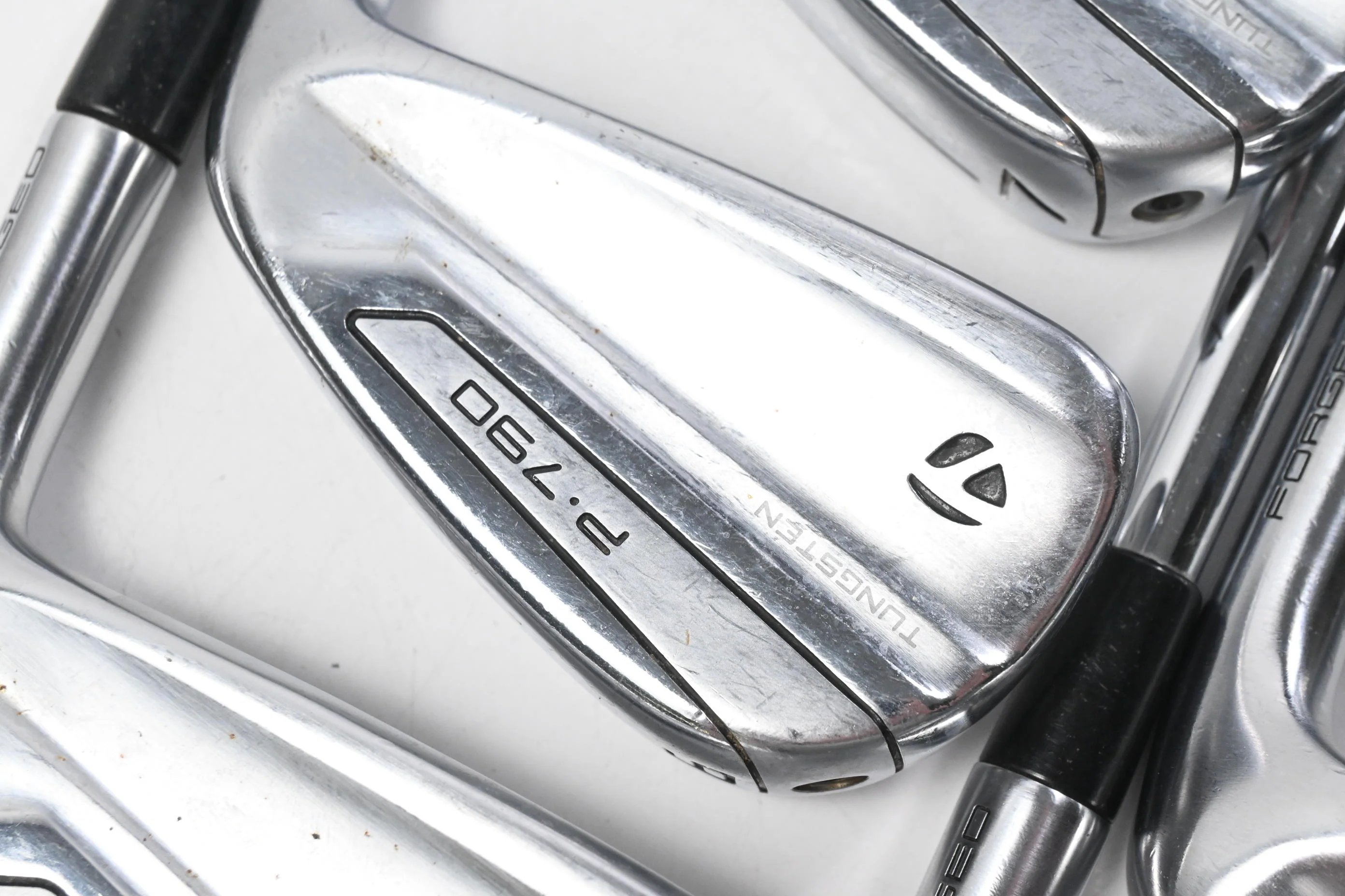 Taylormade P790 2019 Irons / 5-PW / Stiff Flex Dynamic Gold 105 S300 Shafts