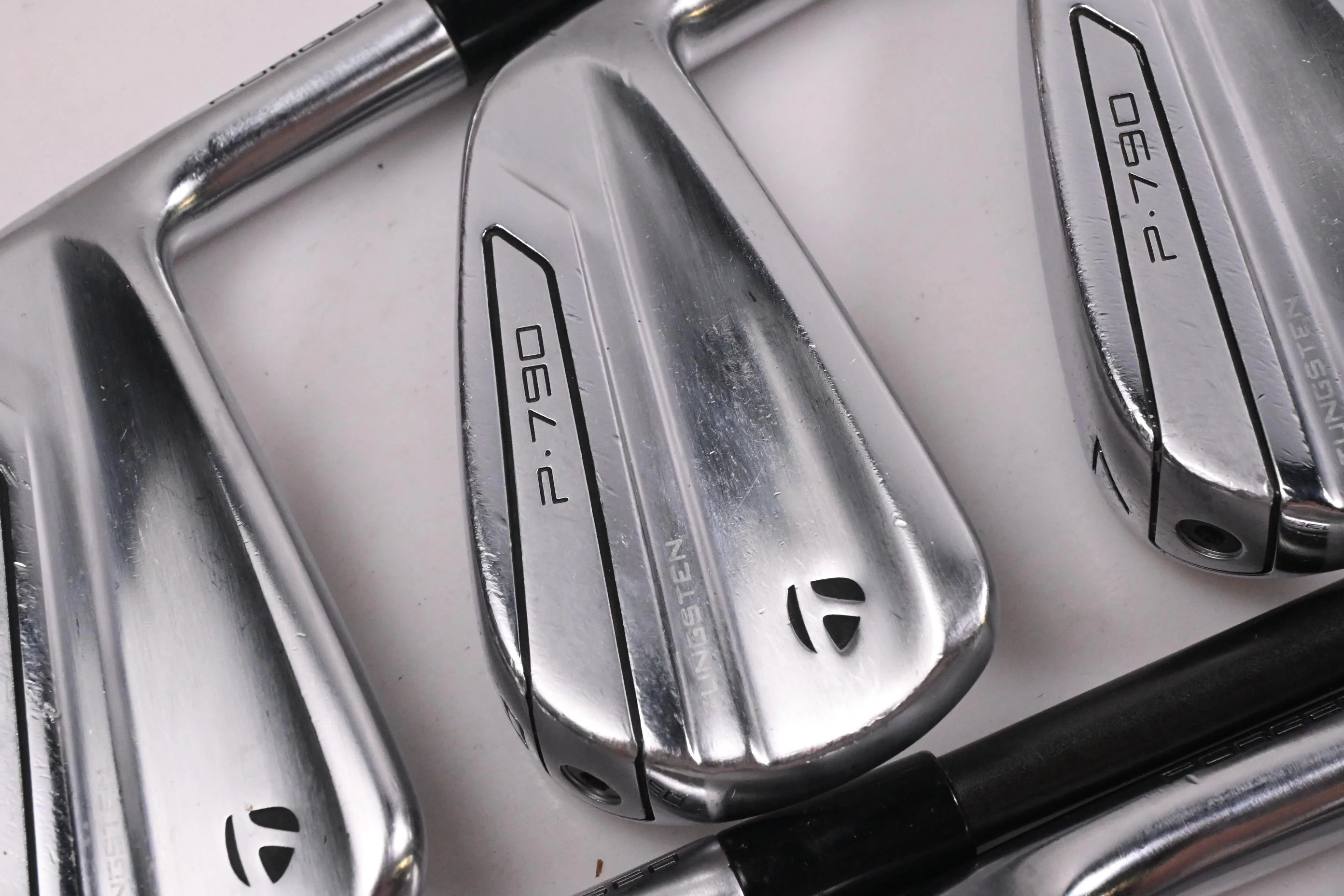 Taylormade P790 2019 Irons / 5-PW+GW / Regular Flex UST Recoil ES760 Shafts