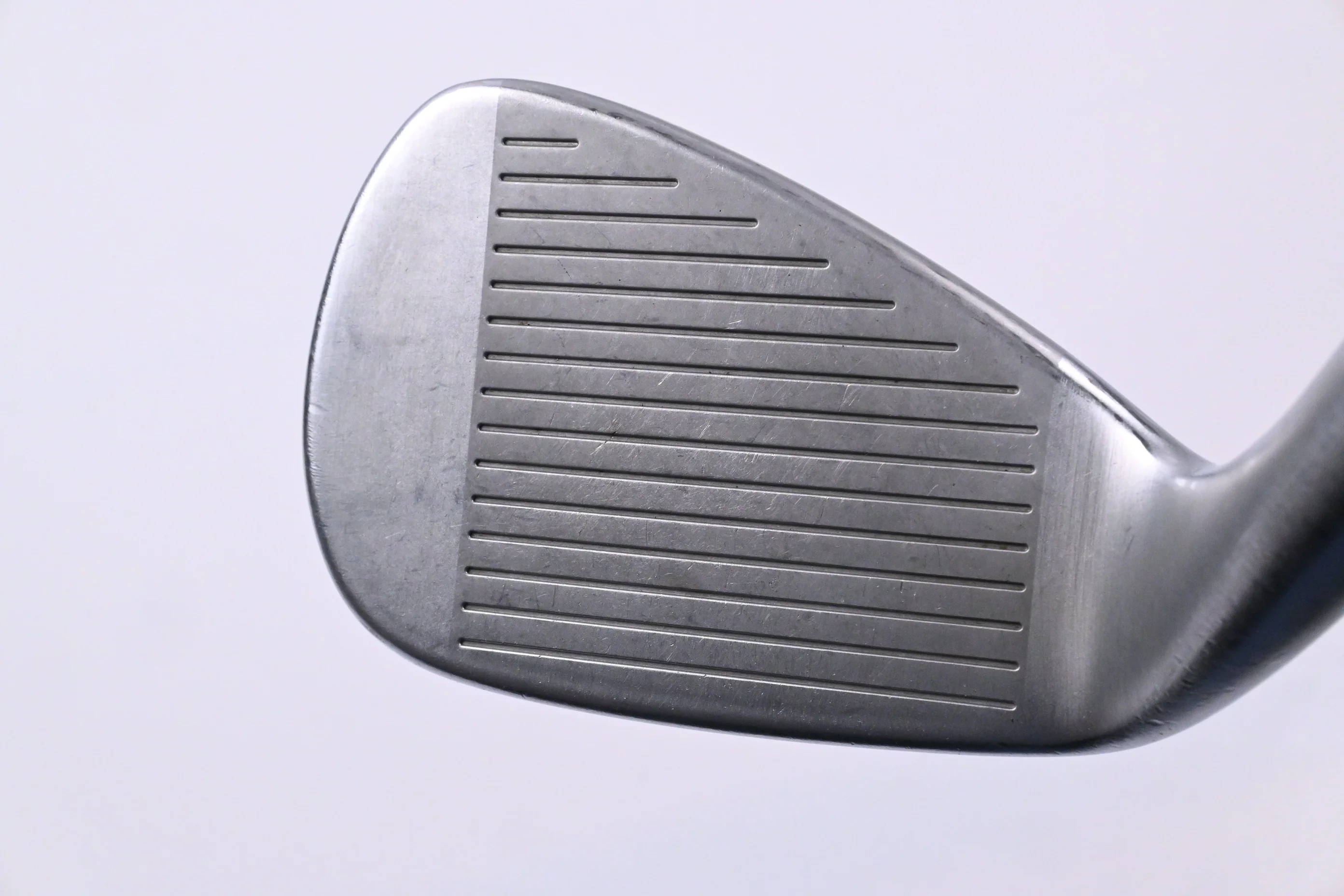 Taylormade P790 #9 Iron / 40 Degree / X-Flex Project X Rifle Shaft - Image 2