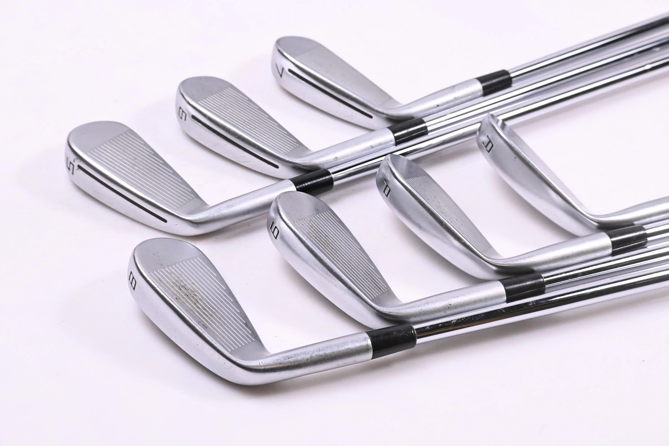 Taylormade P790 2023 Irons / 5-PW+GW / Stiff Flex Dynamic Gold 105 S300 Shafts - Image 4