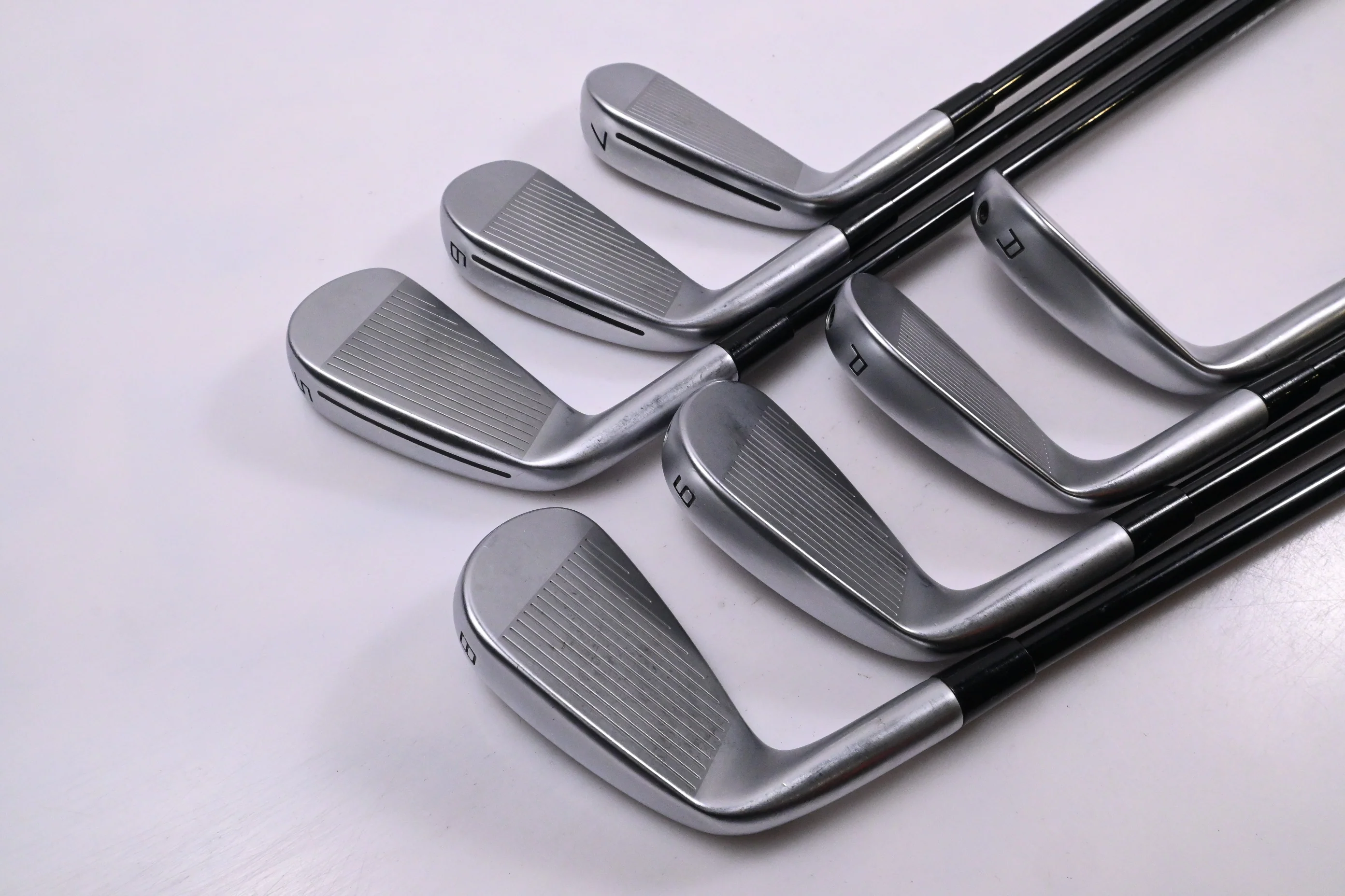 Taylormade P790 2023 Irons / 5-PW+GW / Regular Flex Ventus TR Blue 6 Shafts - Image 4