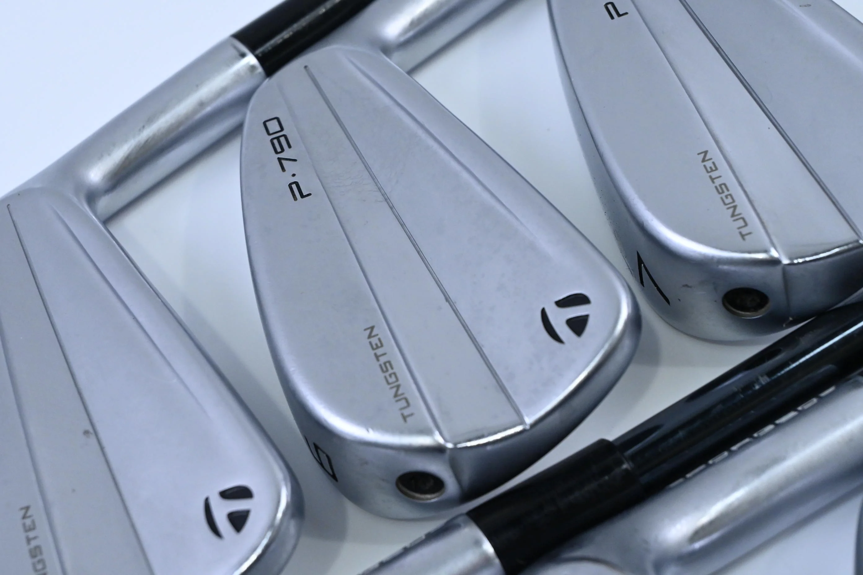 Taylormade P790 2023 Irons / 5-PW / Regular Flex UST Recoil Dart 65 Shafts