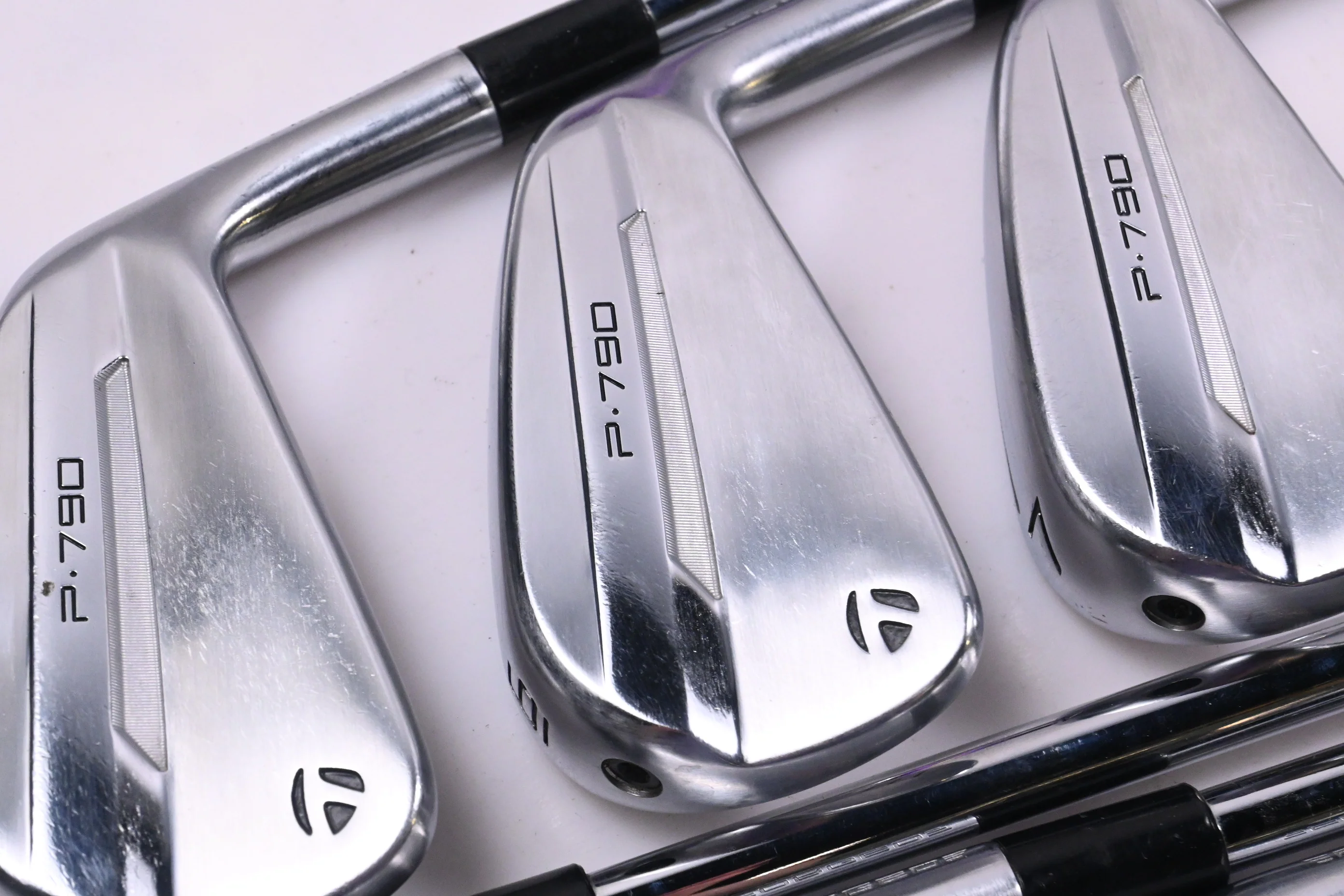 Taylormade P790 2025 Irons / 5-PW+GW / Regular Flex N.S.Pro Modus³ Tour 105