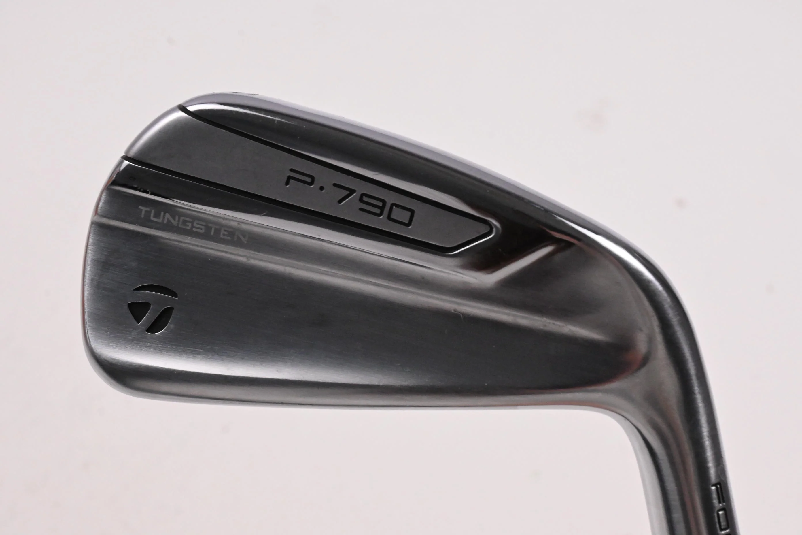 Taylormade P790 UDI 2019 #2 Iron / 17 Degree / Regular Flex KBS Hybrid 70 Shaft