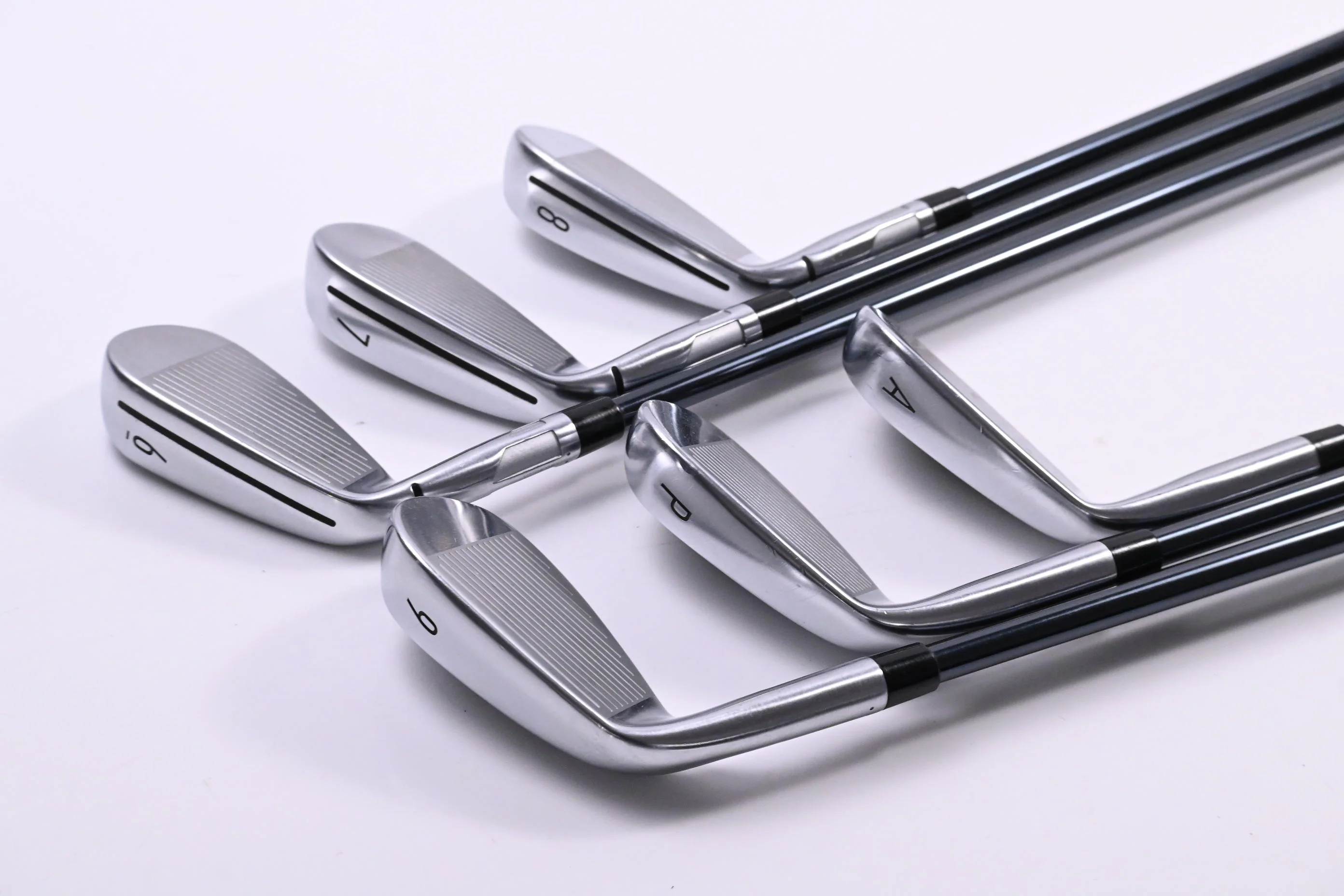 Taylormade Qi HL Irons / 6-PW+GW / Senior Flex UST Mamiya Recoil Dart 65 Shaft - Image 4