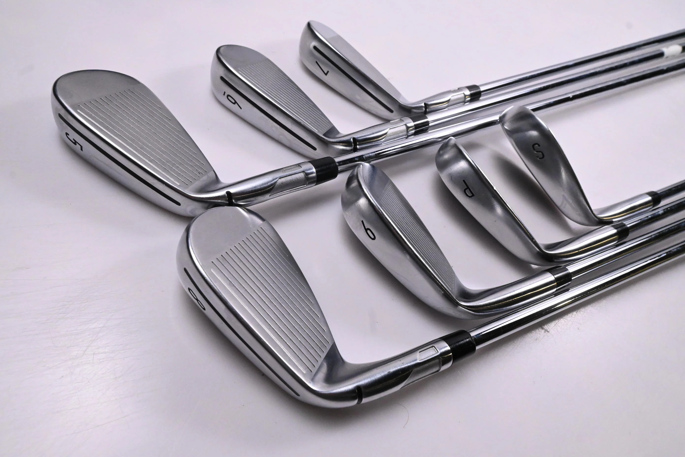 Taylormade Qi Irons / 5-PW+SW / Regular Flex KBS MAX MT 85 Shafts - Image 4