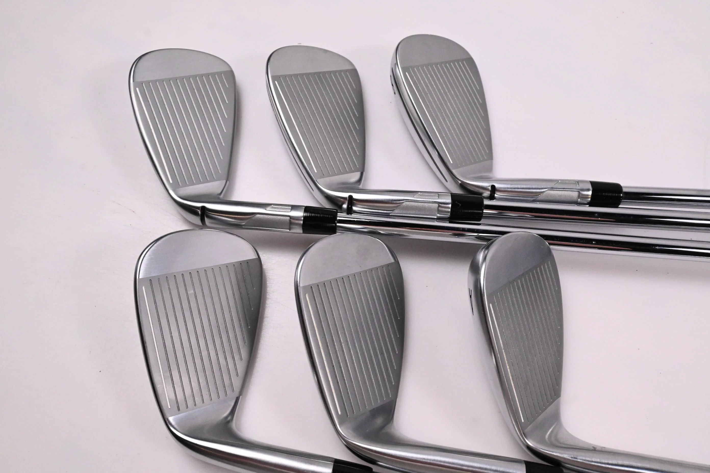 Taylormade Qi Max Irons / 6-PW+AW / Regular Flex N.S.Pro 750GH Neo Shafts - Image 3