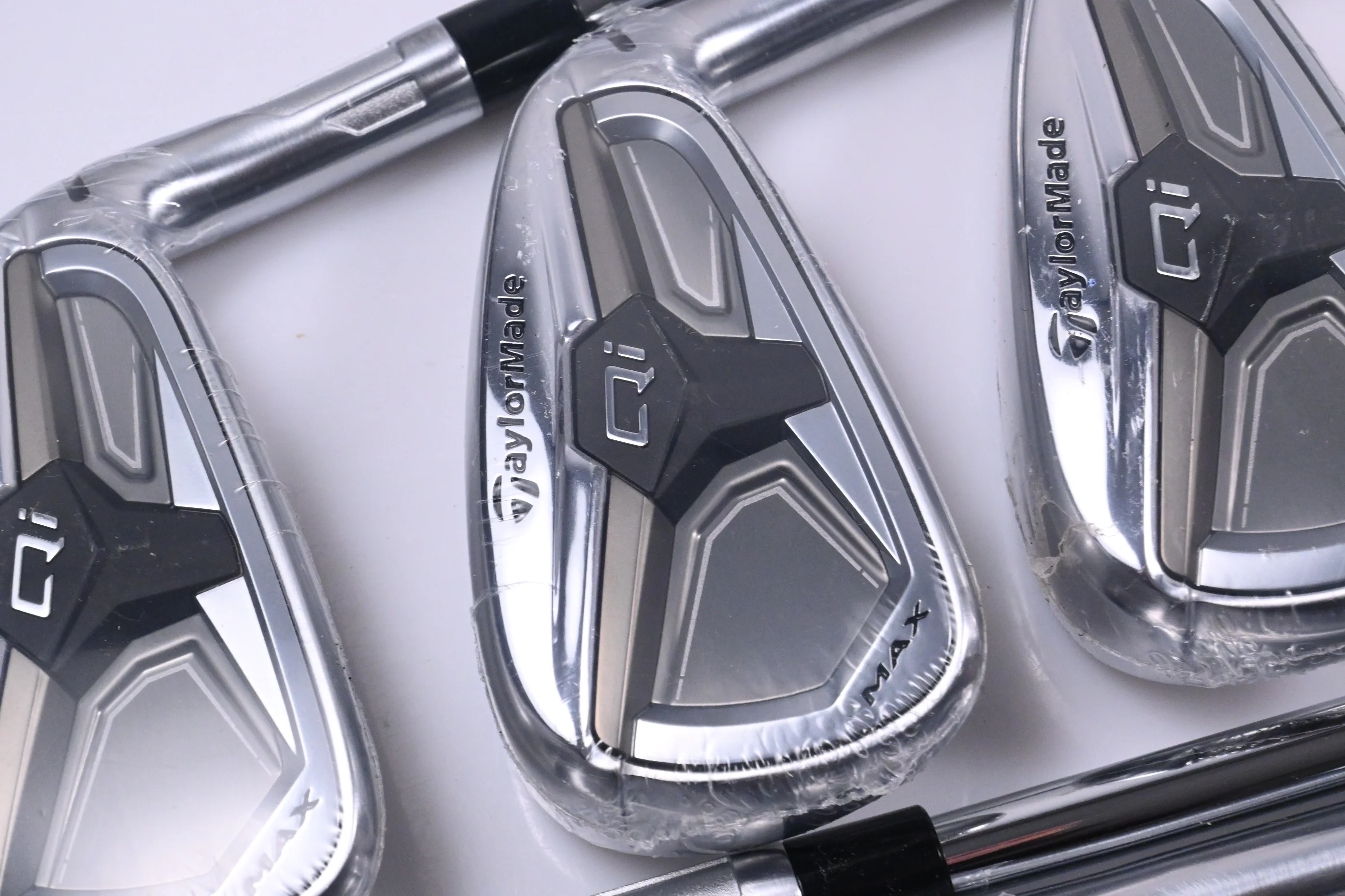Taylormade Qi Max Irons / 5-PW / Stiff Flex KBS MAX MT 85 Shafts