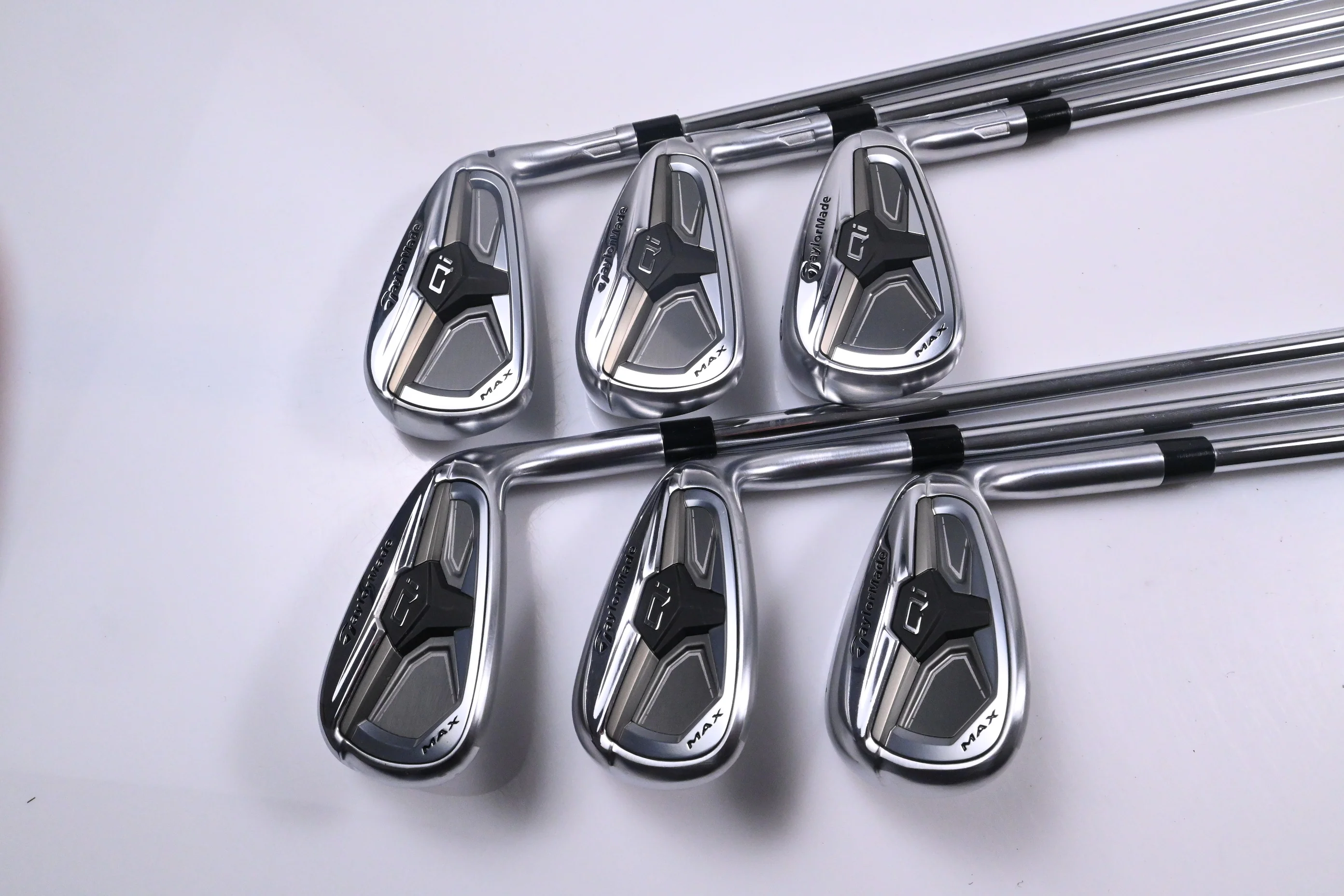 Taylormade Qi Max Irons / 6-PW+AW / Regular Flex KBS MAX Lite Shafts - Image 2