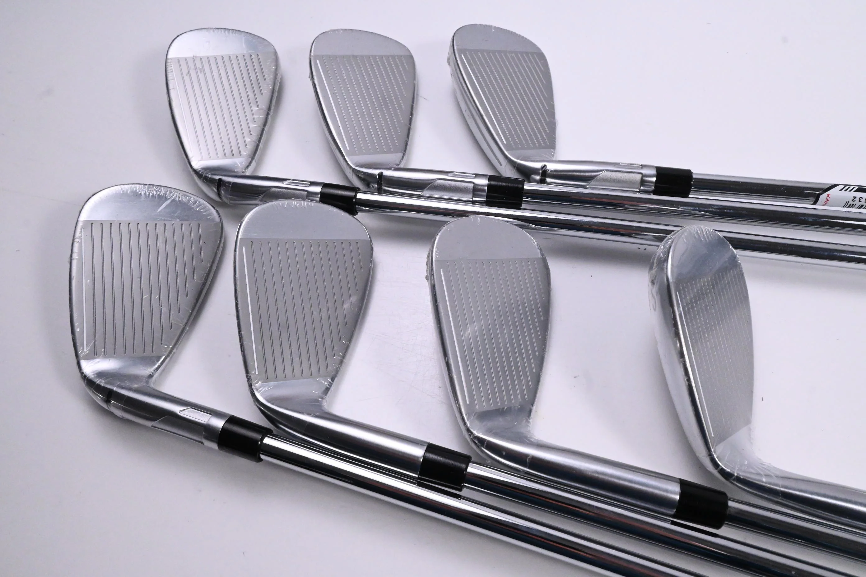 Taylormade Qi Max Irons / 5-PW+SW / Regular Flex KBS MAX MT 85 Shafts - Image 3