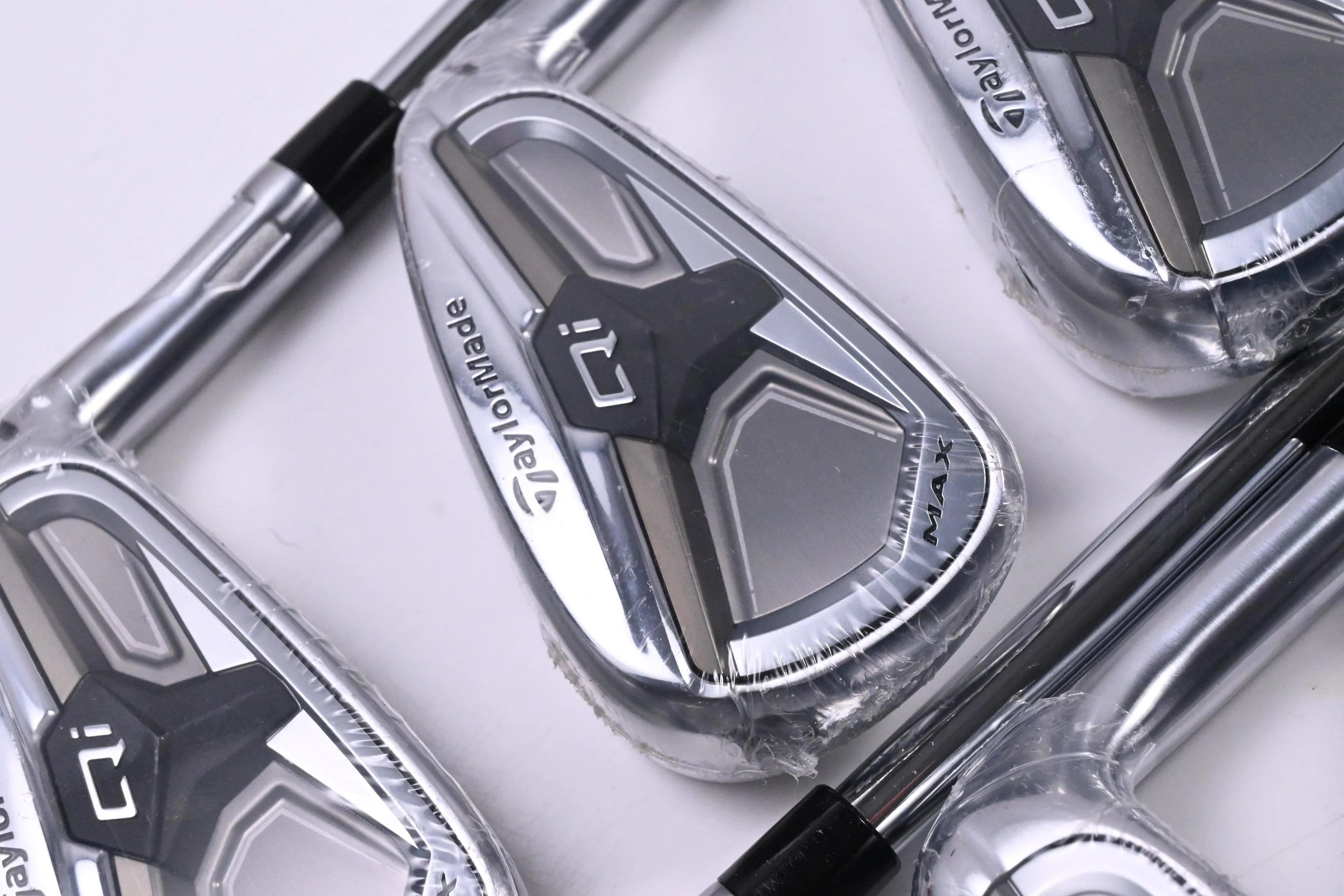 Taylormade Qi Max Irons / 5-PW / Stiff Flex KBS MAX MT 85 Shafts