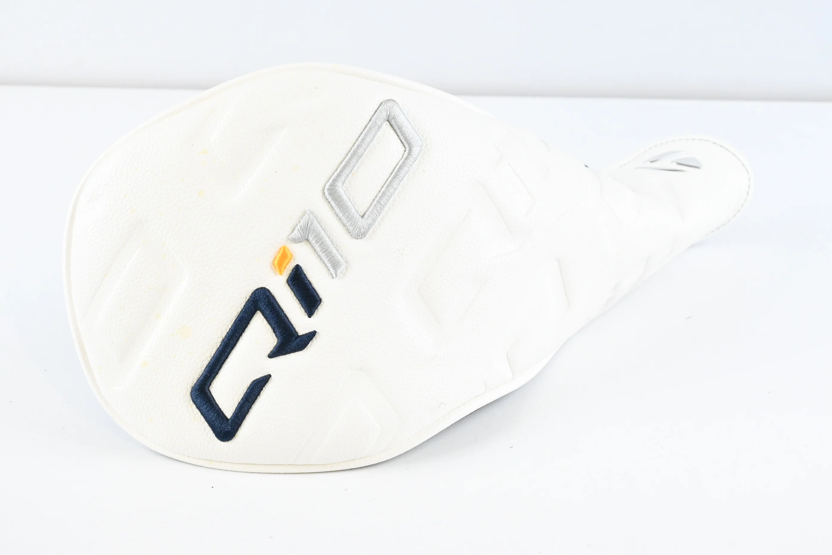 Taylormade Qi10 Driver / 10.5 Degree / Stiff Flex Kai'li White 70 Shaft - Image 9