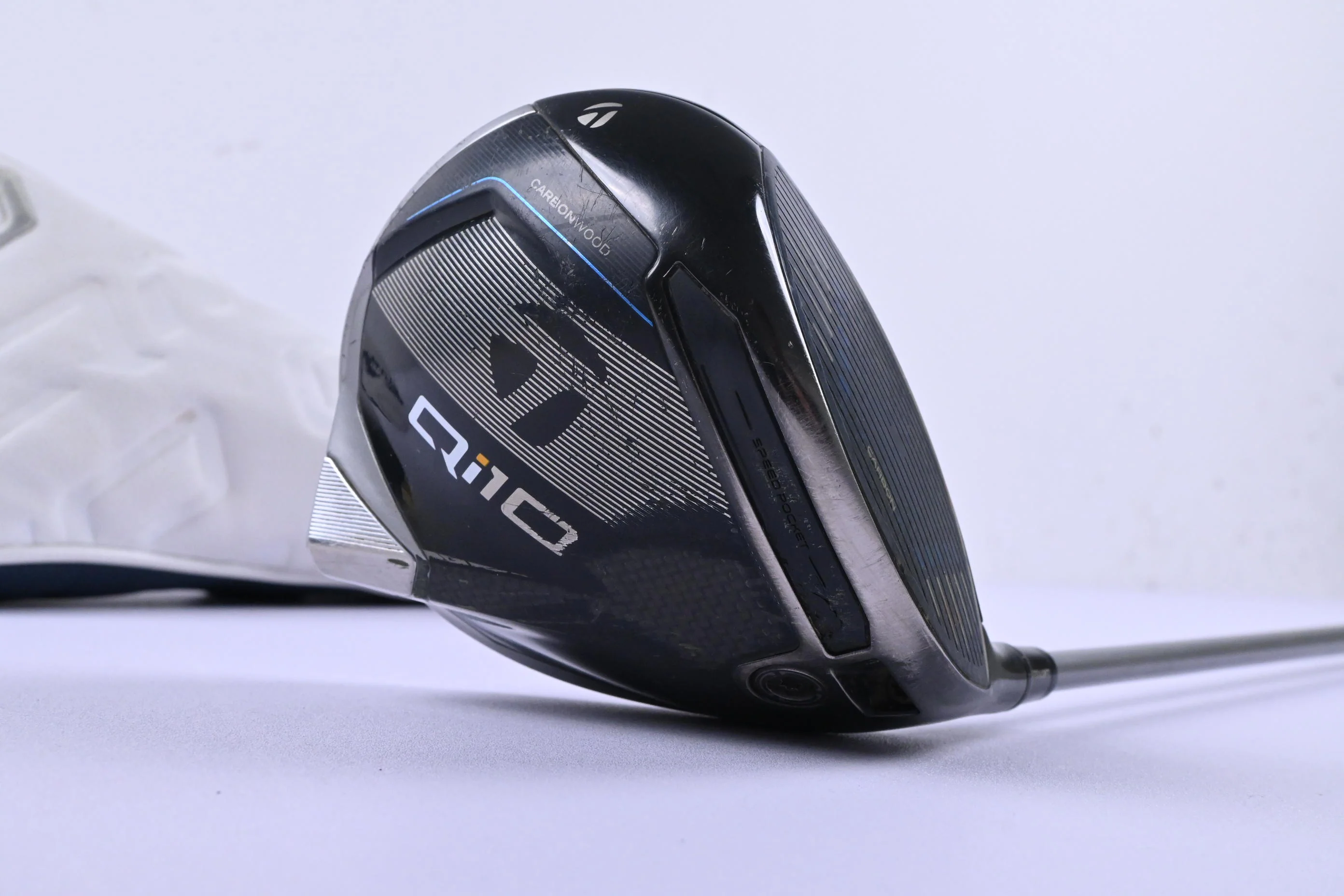 Taylormade Qi10 Driver / 10.5 Degree / Regular Flex Fujikura Speeder NX TCS 50