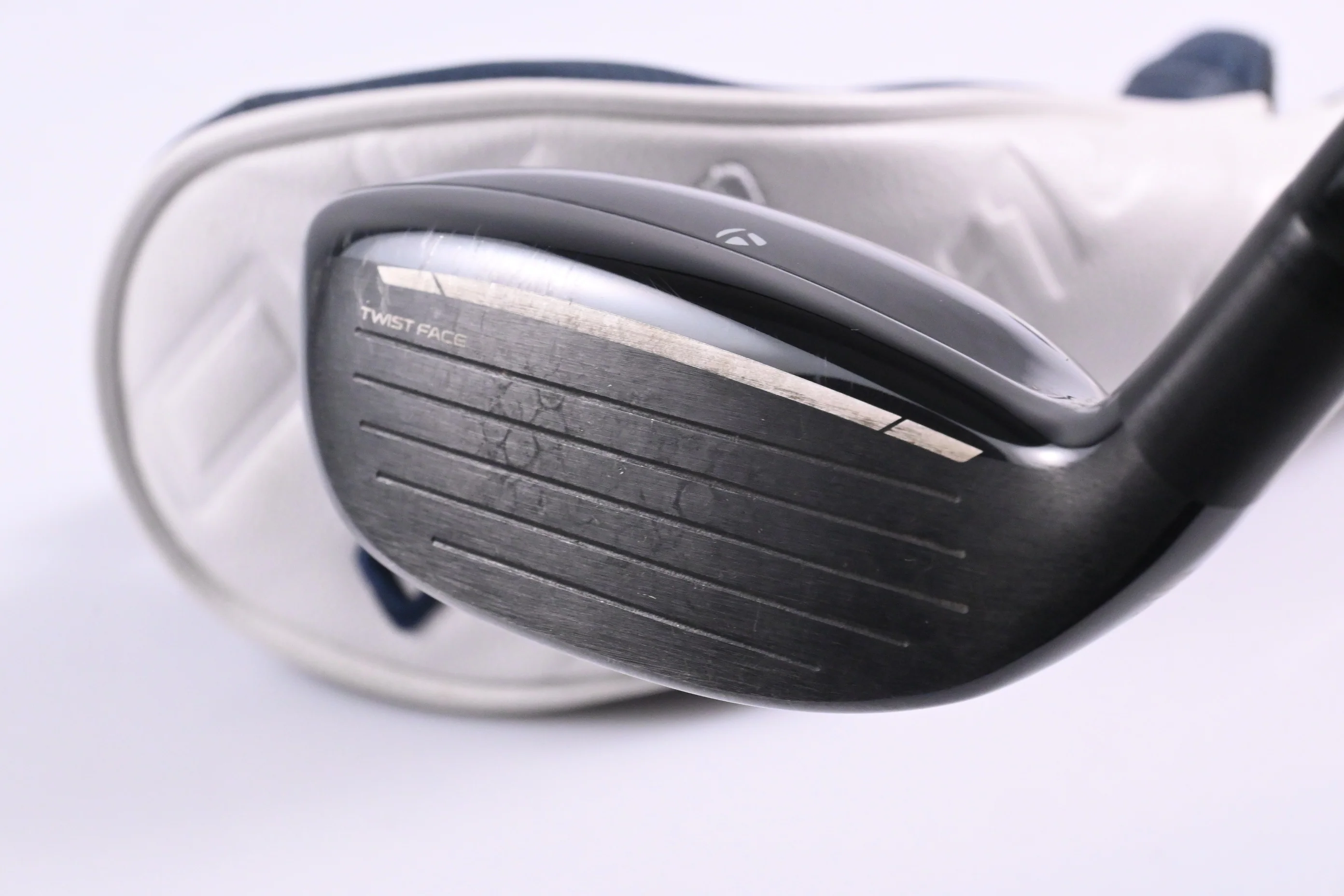Taylormade Qi10 #4 Hybrid / 22 Degree / Senior Flex Project X Denali Red 60 - Image 4