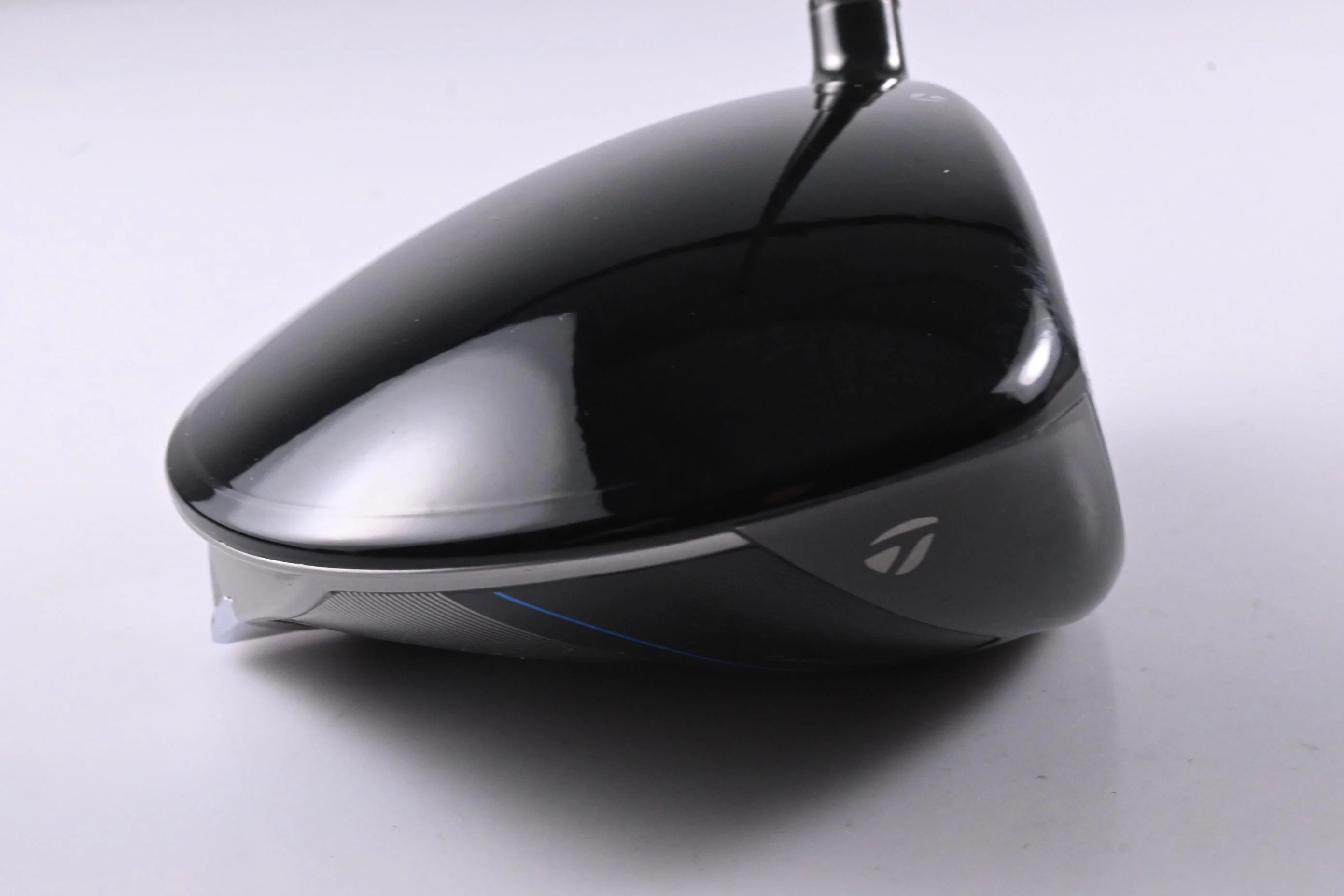 Taylormade Qi10 LS Driver / 10.5 Degree / X-Flex Project X HZRDUS Black 70 Shaft - Image 3