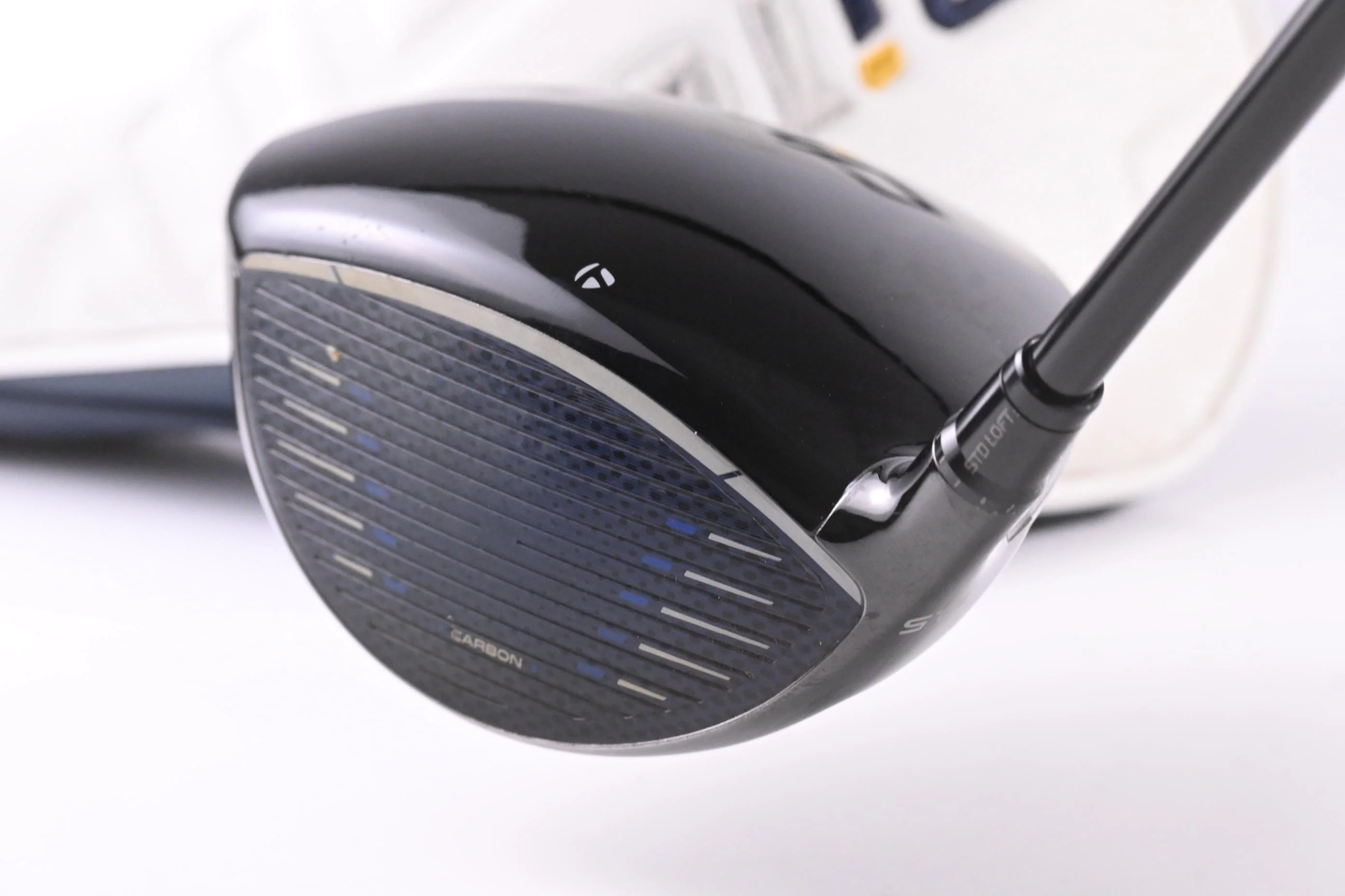 Taylormade Qi10 LS Driver / 10.5 Degree / X-Flex Kai'li White 70 Shaft - Image 4