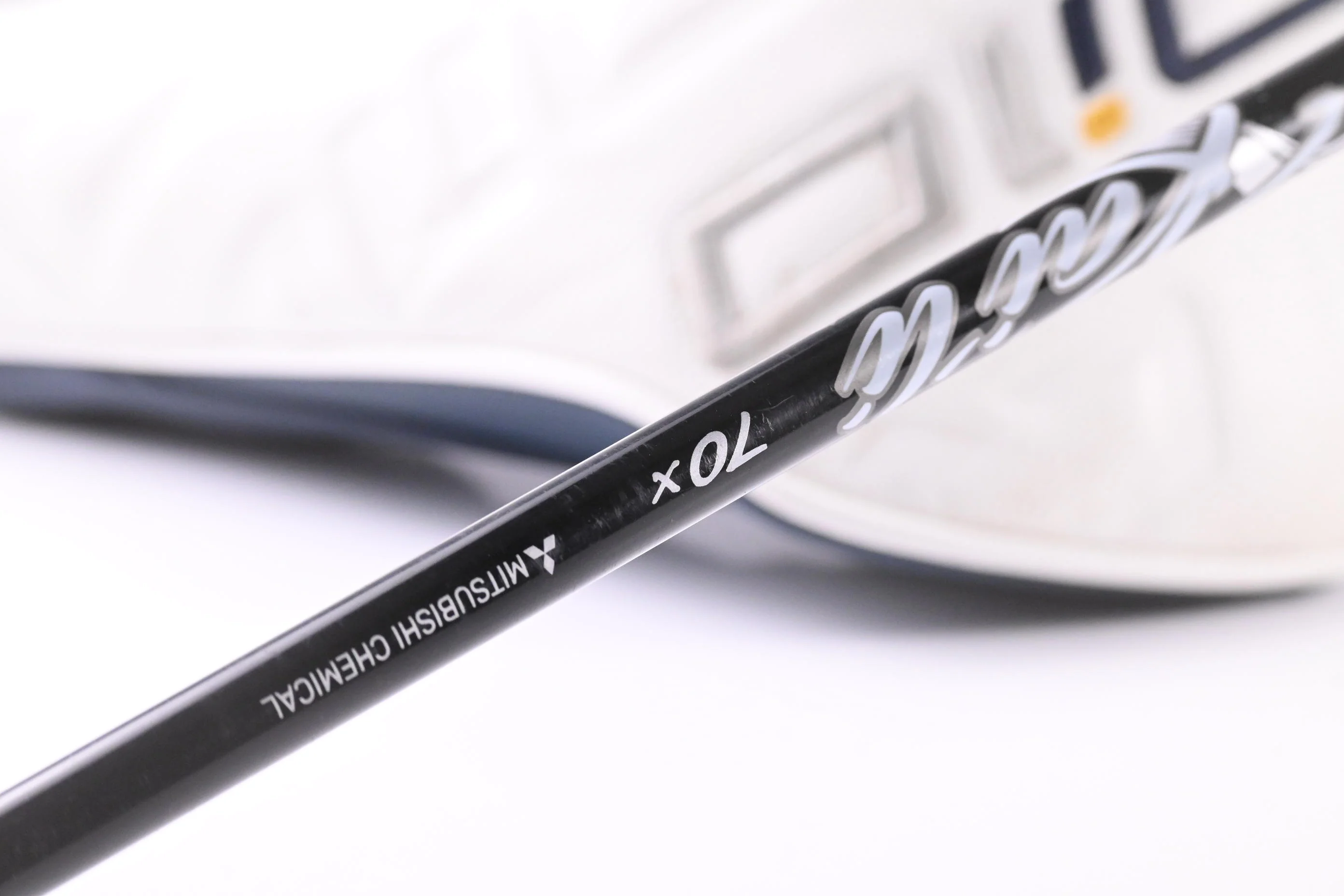 Taylormade Qi10 LS Driver / 10.5 Degree / X-Flex Kai'li White 70 Shaft - Image 6