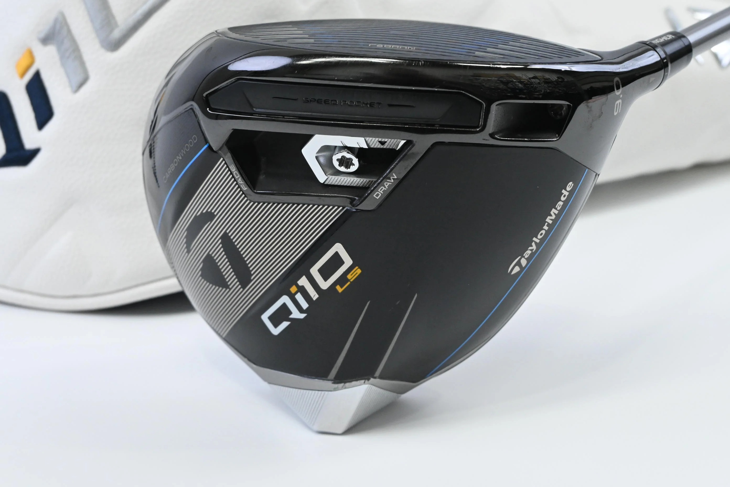 Taylormade Qi10 LS Driver / 9 Degree / Regular Flex Fujikura Speeder NX TCS - Image 2