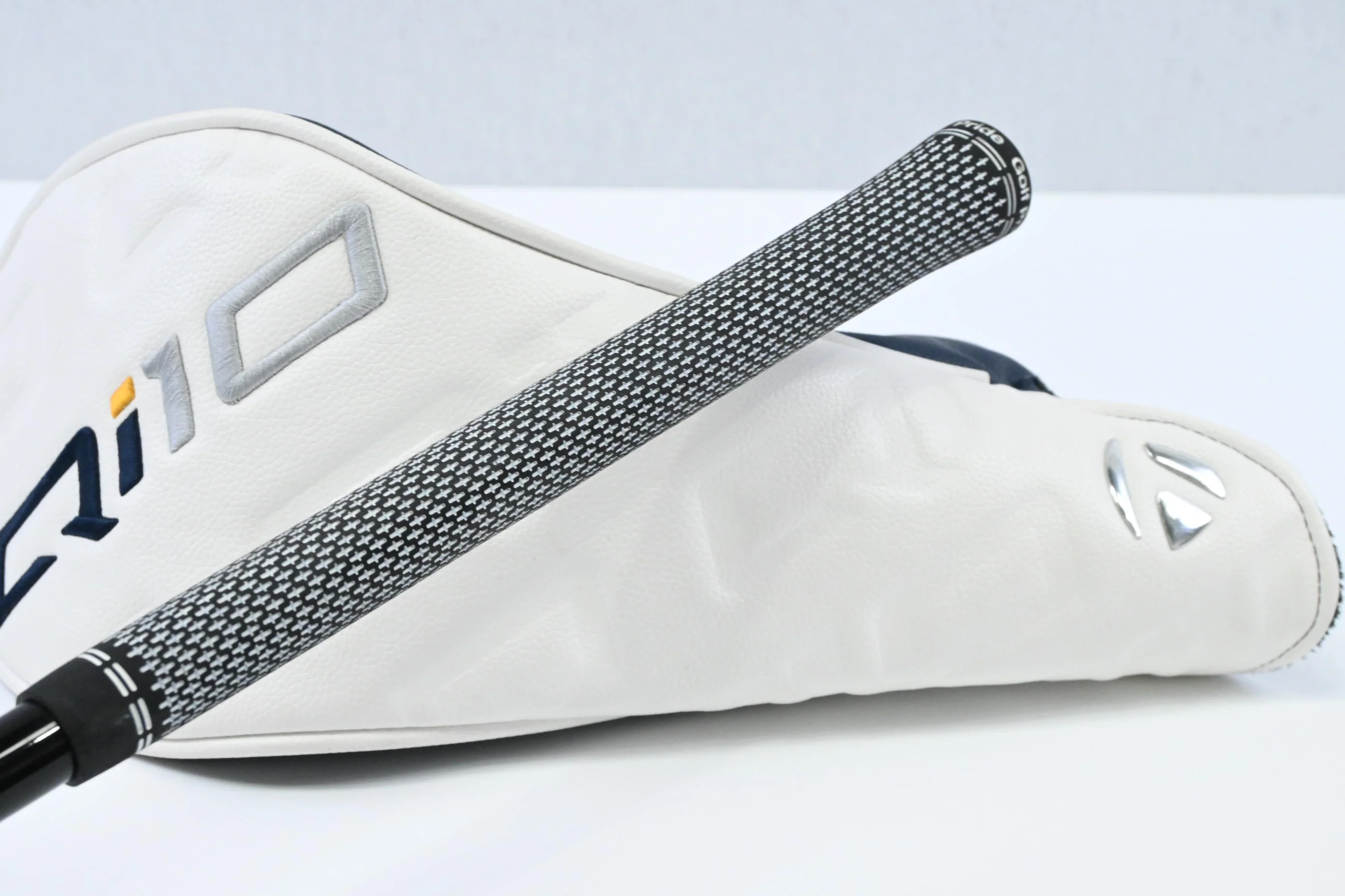 Taylormade Qi10 LS Driver / 9 Degree / Regular Flex Fujikura Speeder NX TCS - Image 8