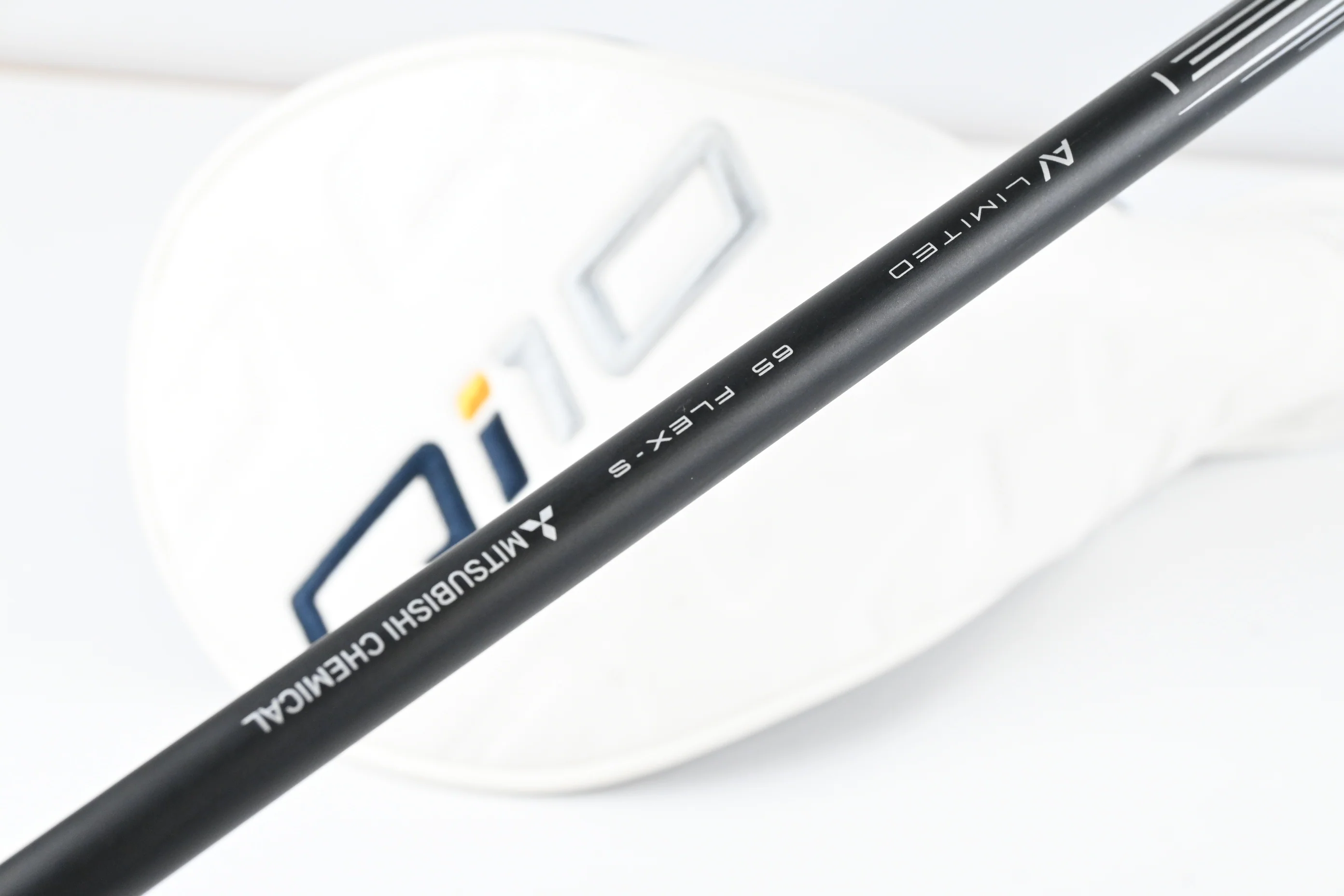 Taylormade Qi10 LS Driver / 9 Degree / Stiff Flex Tensei AV Limited Blue 65 - Image 6