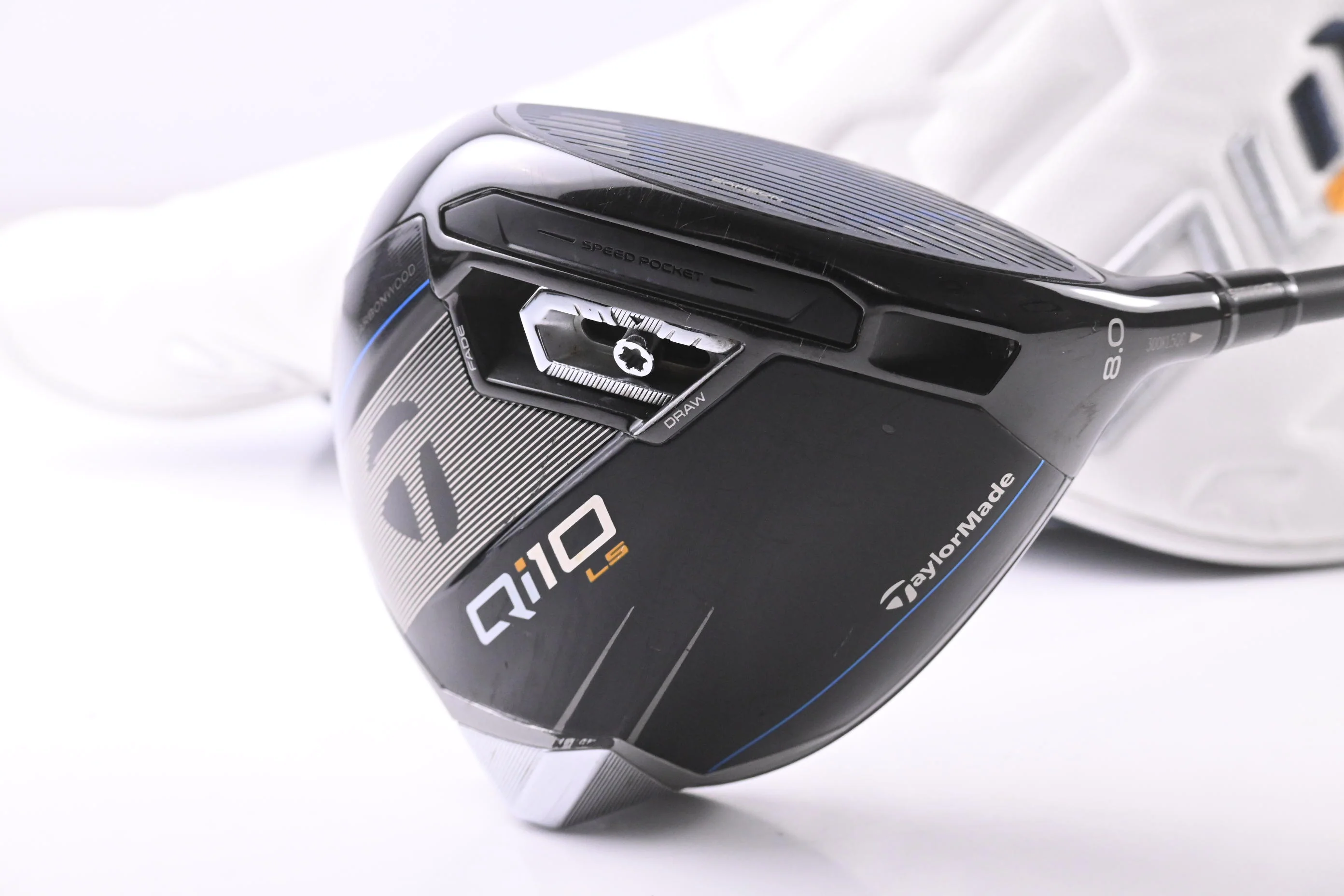 Taylormade Qi10 LS Driver / 8 Degree / Stiff Flex Kai'li White Darkwaves 60 - Image 2
