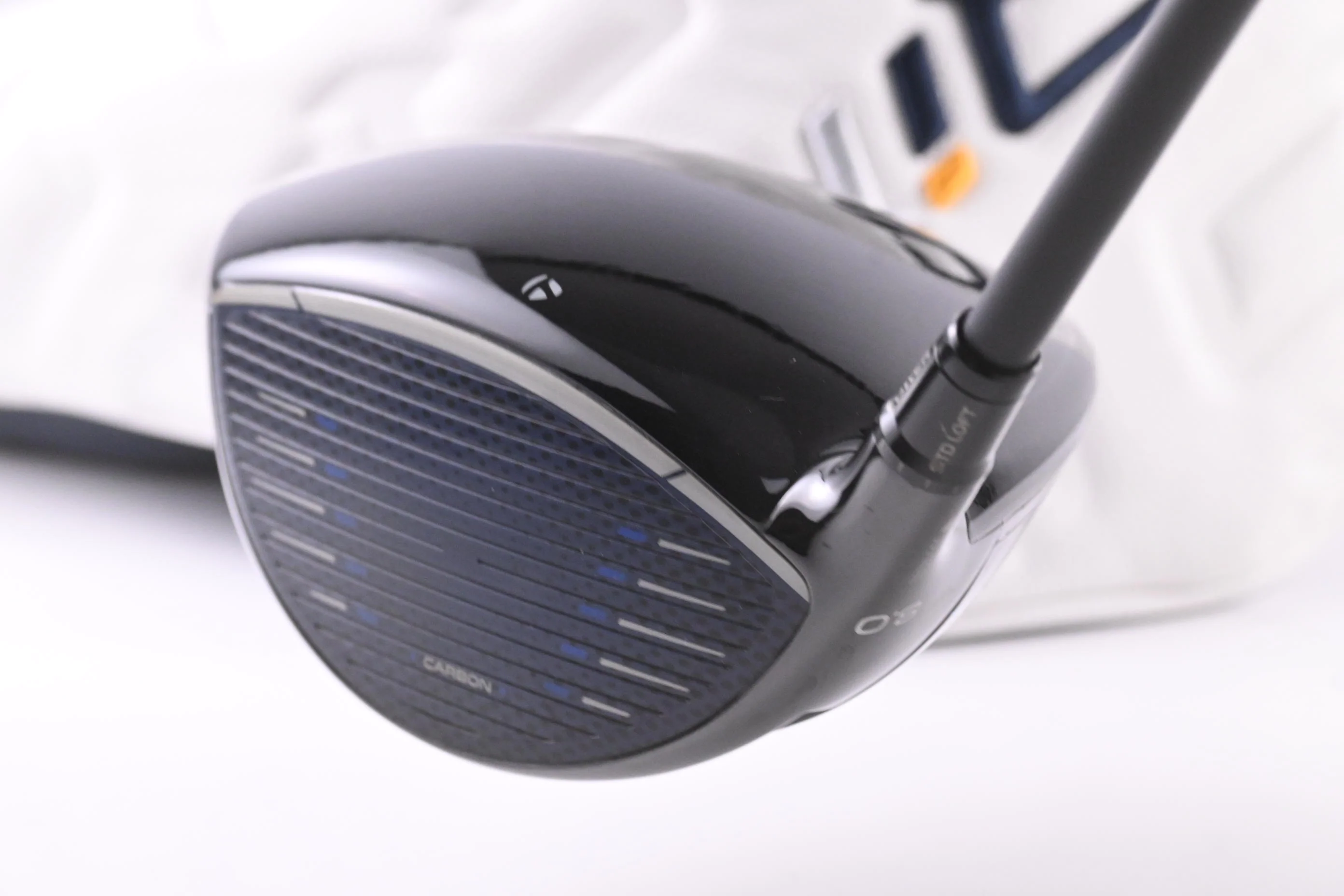Taylormade Qi10 LS Driver / 8 Degree / Stiff Flex Kai'li White Darkwaves 60 - Image 4