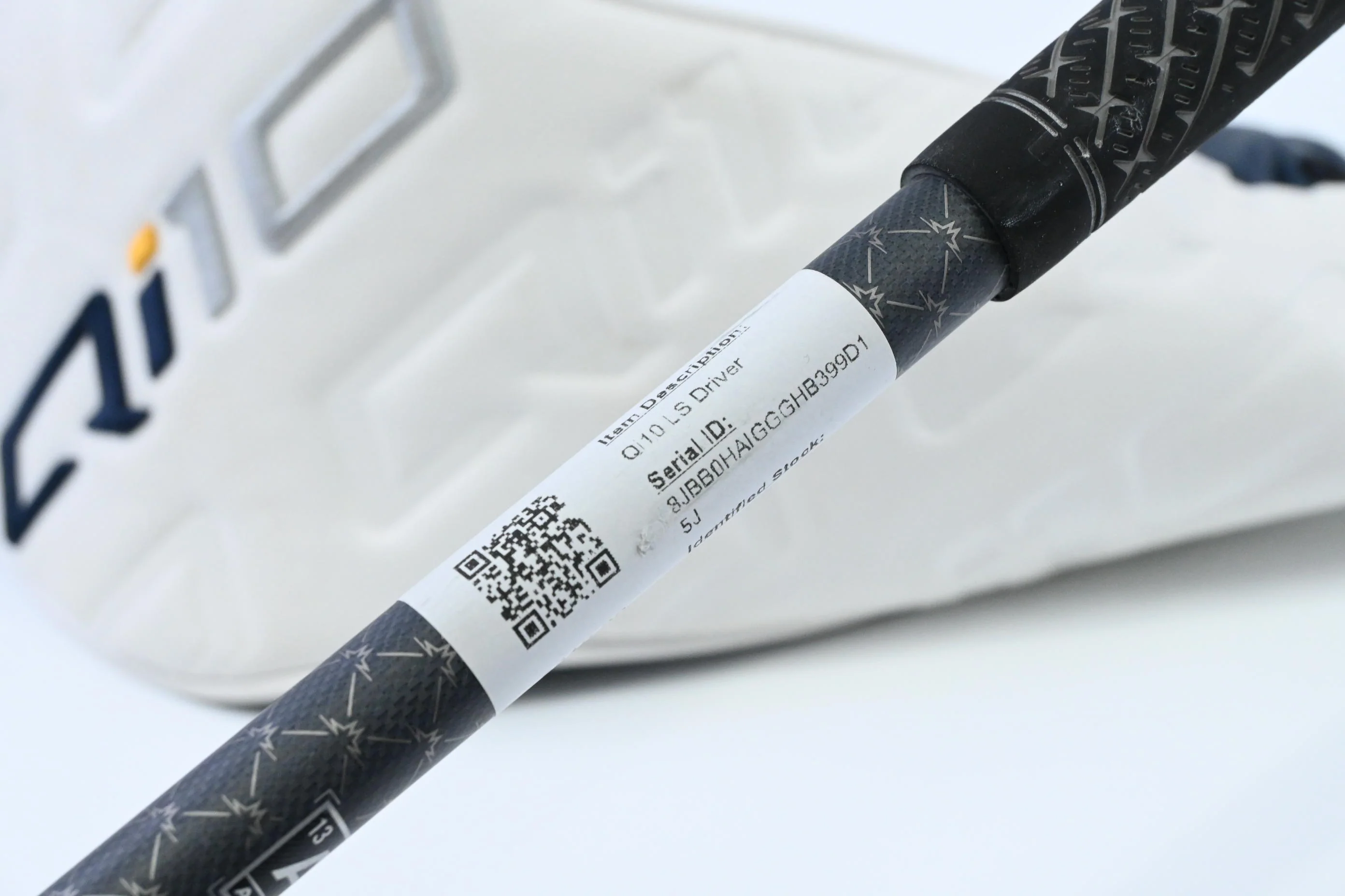 Taylormade Qi10 LS Driver / 9 Degree / Stiff Flex Tensei AV Blue 65 Shaft - Image 7