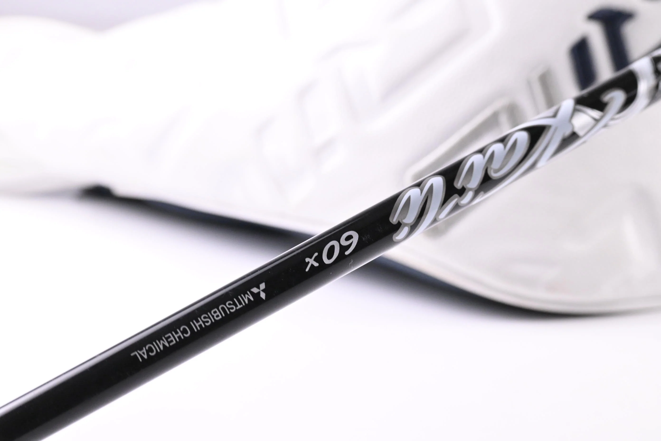 Taylormade Qi10 LS Driver / 9 Degree / X-Flex Kai'li White 60 Shaft - Image 6