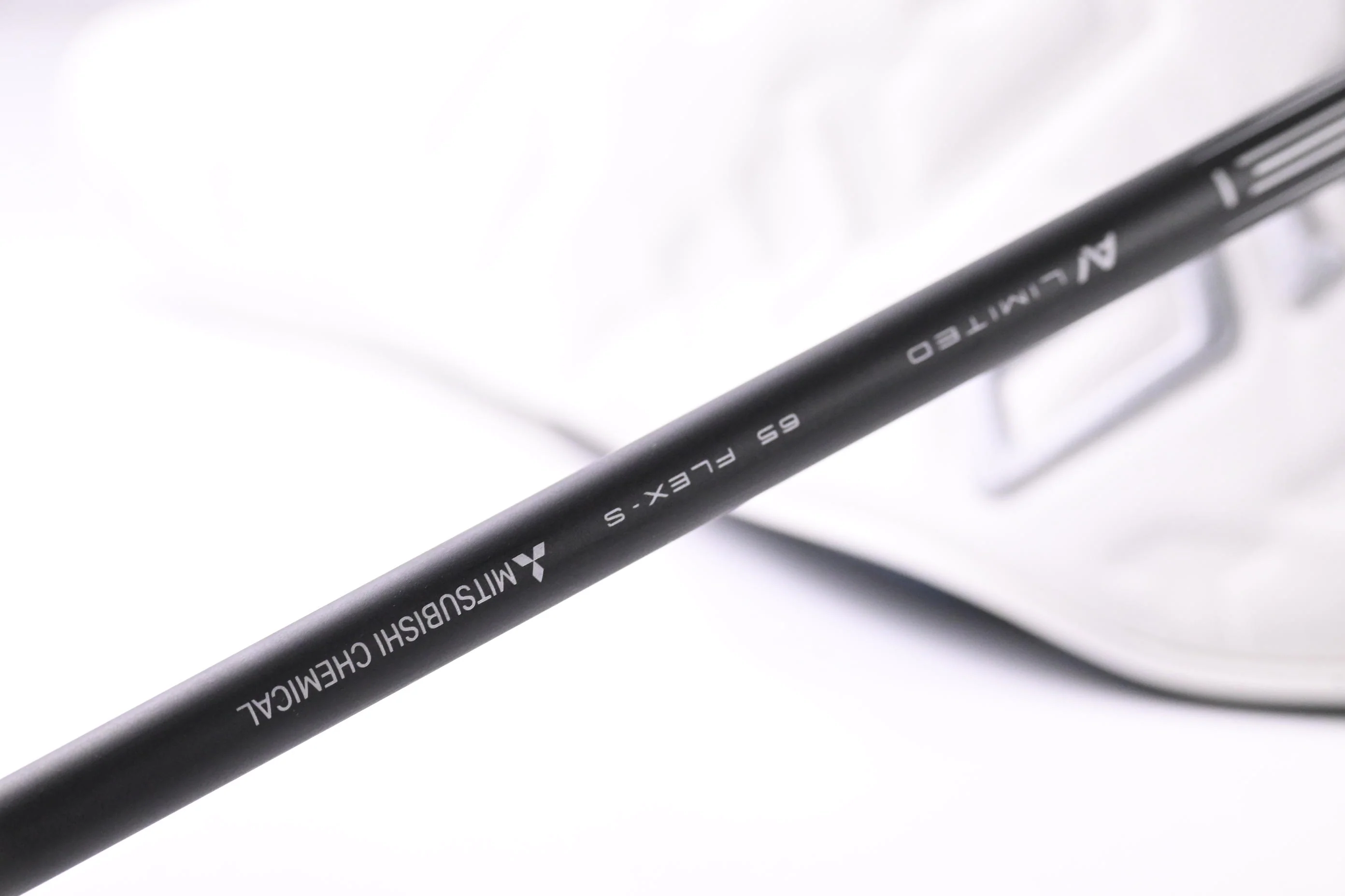 Taylormade Qi10 LS Driver / 10.5 Degree / Stiff Flex Tensei AV limited Black 65 Shaft - Image 6
