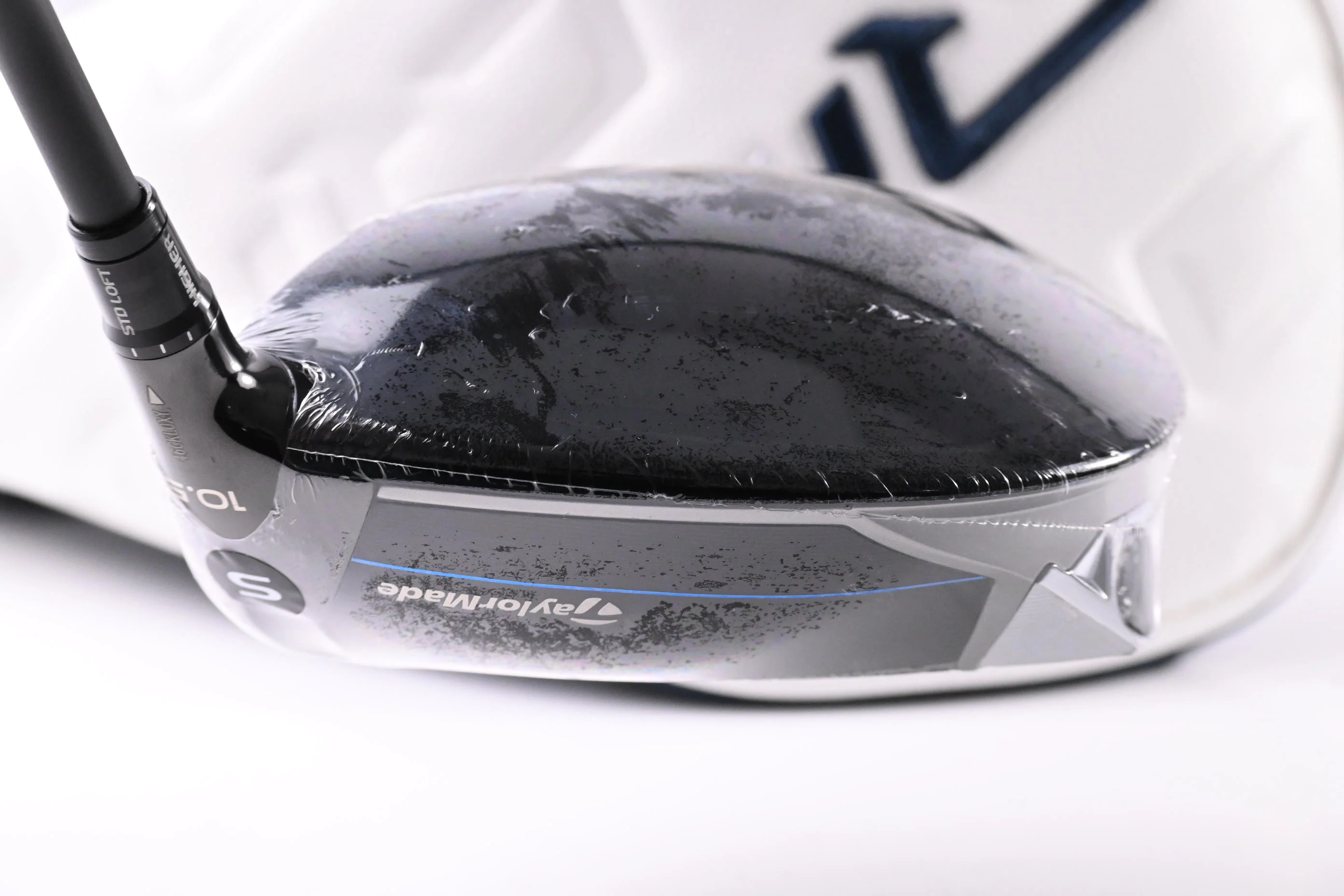 Taylormade Qi10 LS Driver / 10.5 Degree / Stiff Flex Tensei AV Limited Black 65 Shaft - Image 5