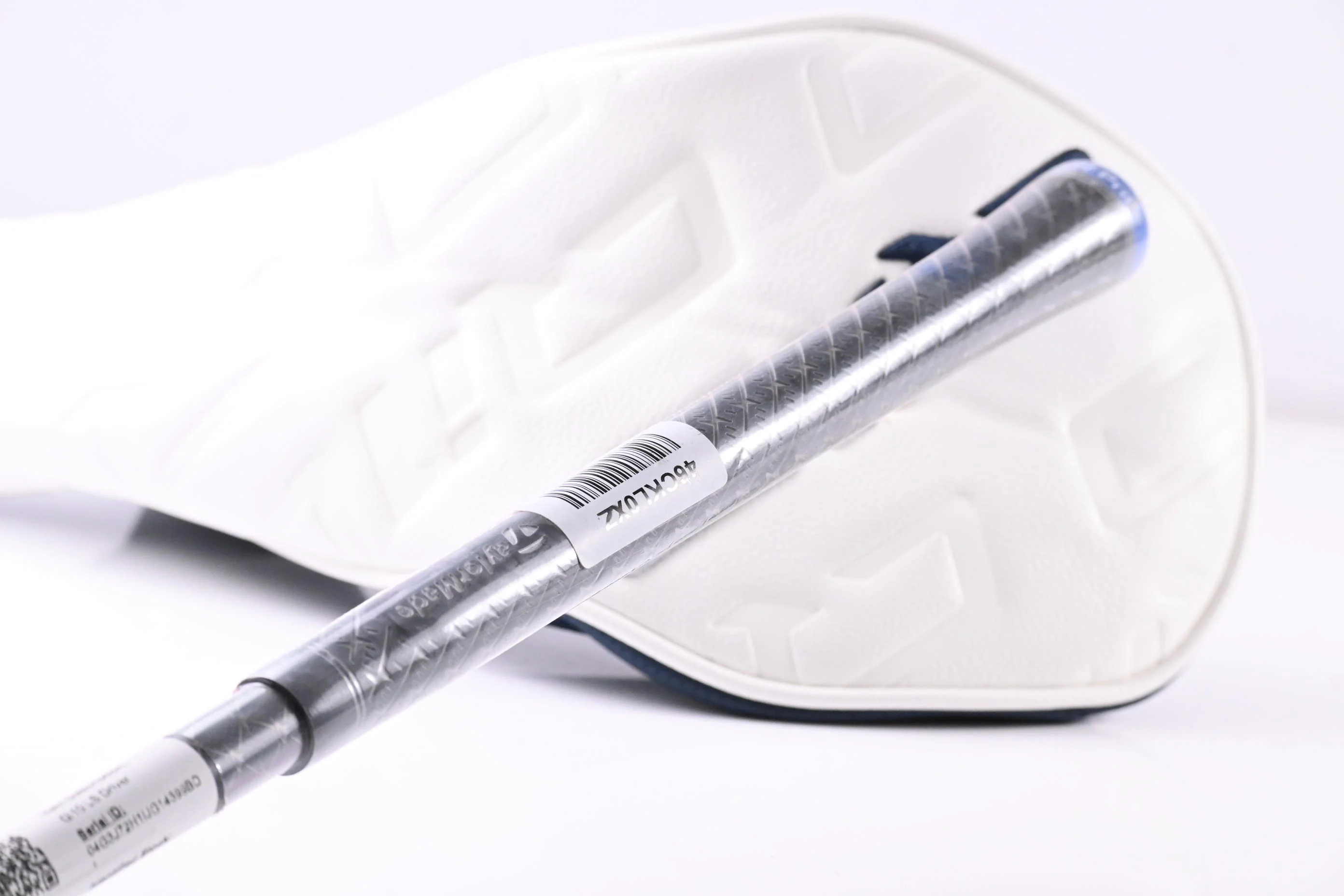 Taylormade Qi10 LS Driver / 10.5 Degree / Stiff Flex Tensei AV Limited Black 65 Shaft - Image 8
