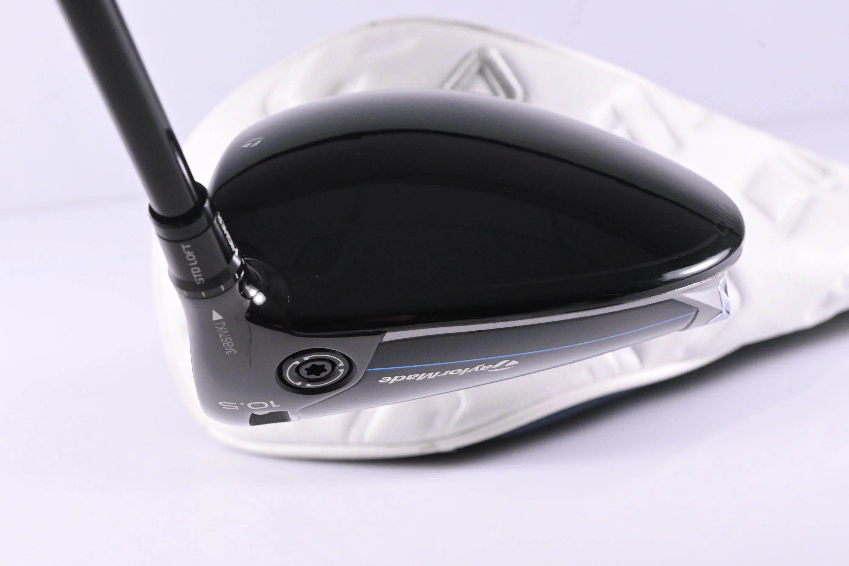 Taylormade Qi10 Max Driver / 10.5 Degree / Regular Flex Ventus TR Blue 5 Shaft - Image 5