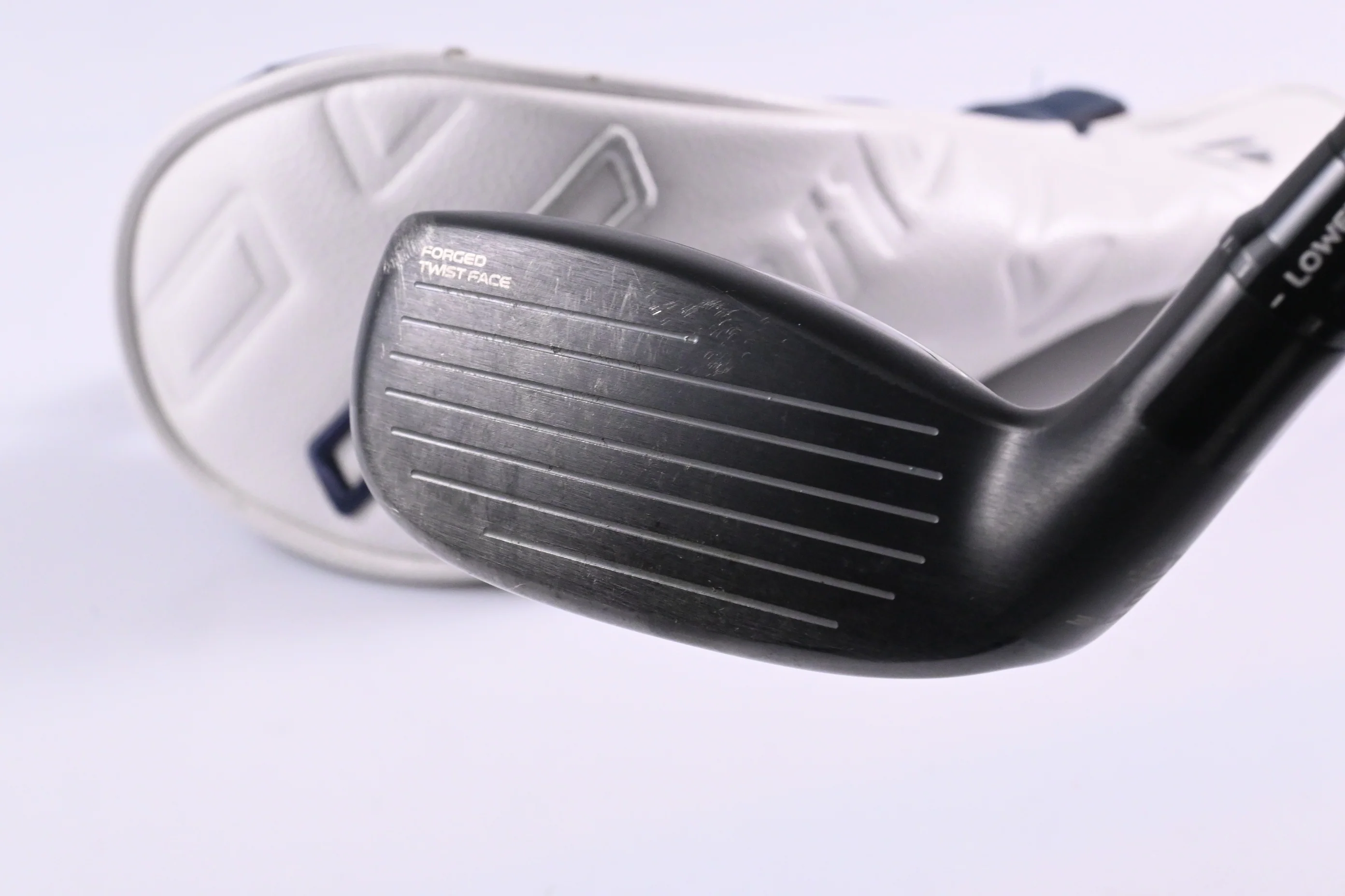 Taylormade Qi10 Tour #3 Hybrid / 19.5 Degree / Regular Flex Kai`li Red 75 - Image 4