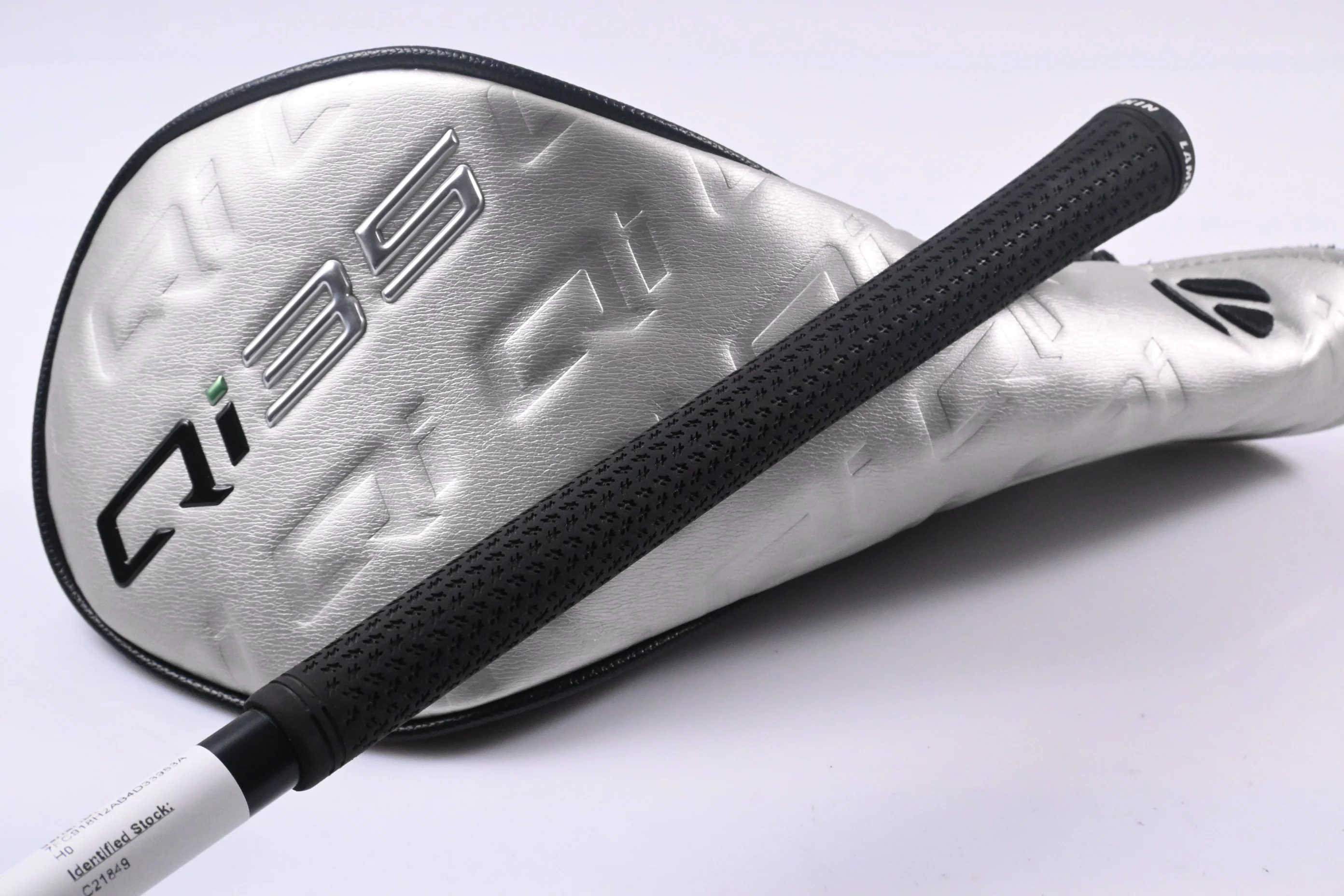 Taylormade Qi35 Driver / 10.5 Degree / X-Flex HZRDUS Black Gen 5 60 Shaft - Image 8