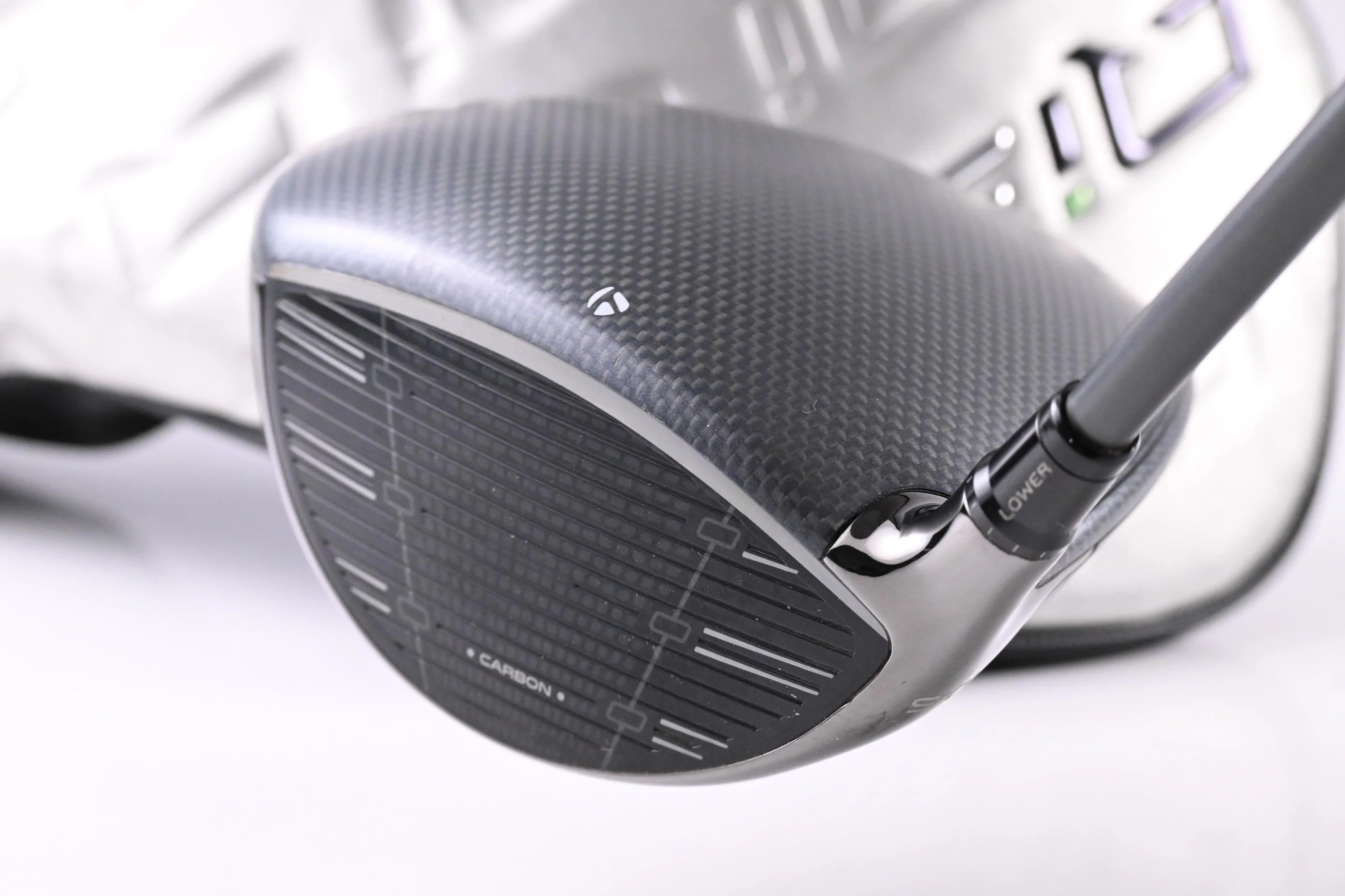 Taylormade Qi35 Driver / 10.5 Degree / X-Flex HZRDUS Smoke Green 60 Shaft - Image 4