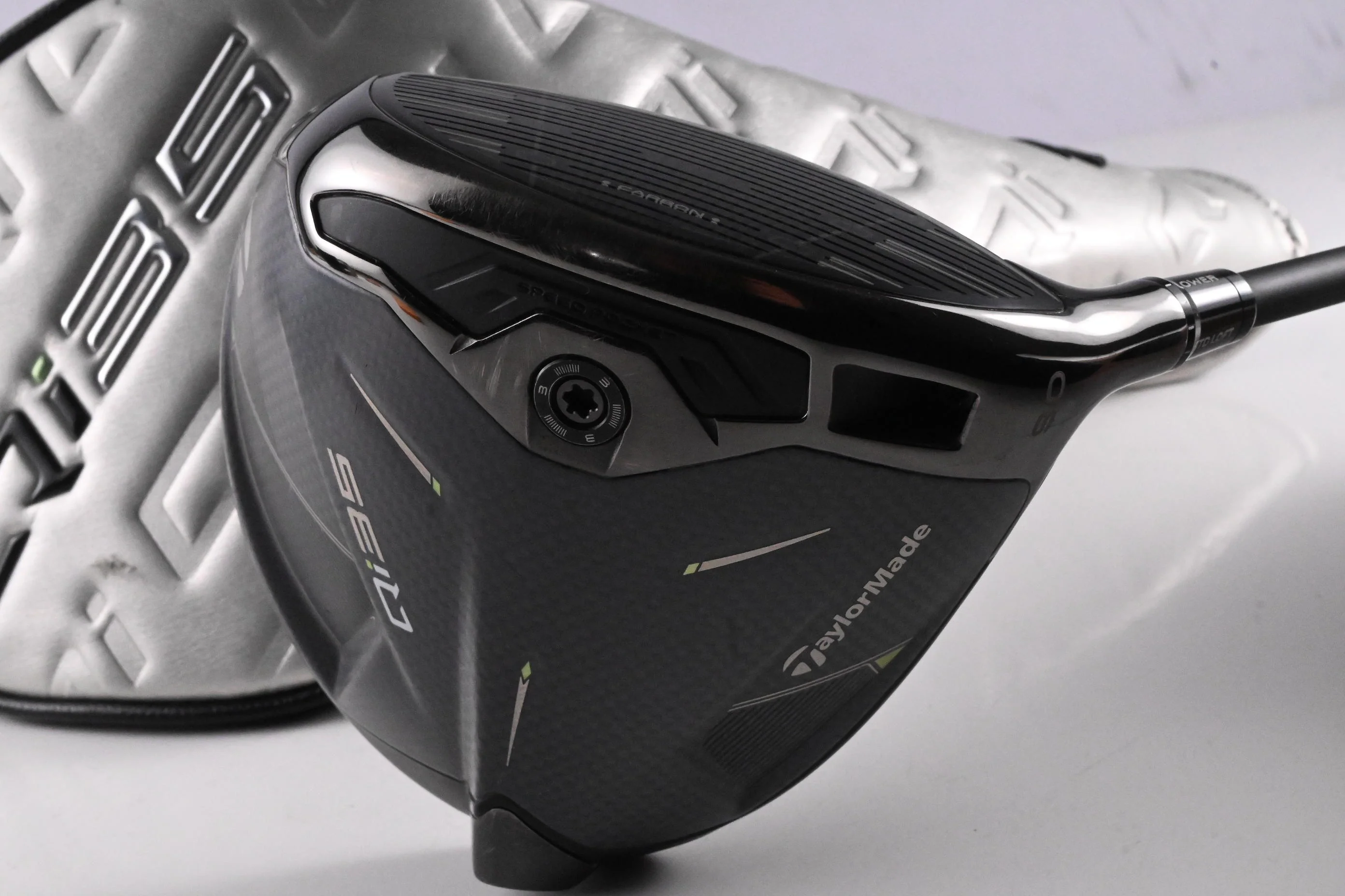 Taylormade Qi35 Driver / 9 Degree / Regular Flex Reax Blue 50 Shaft - Image 2