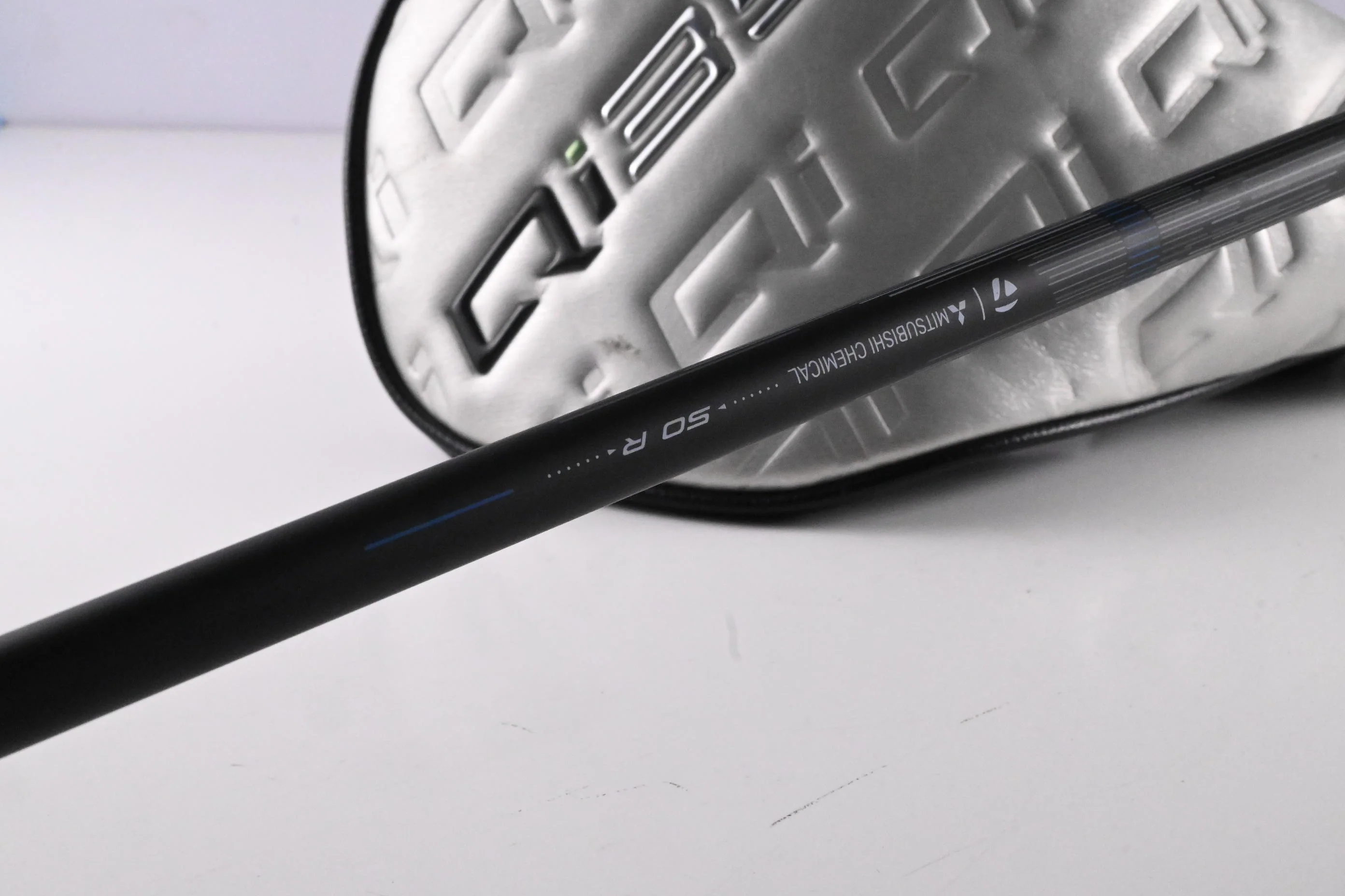 Taylormade Qi35 Driver / 9 Degree / Regular Flex Reax Blue 50 Shaft - Image 6