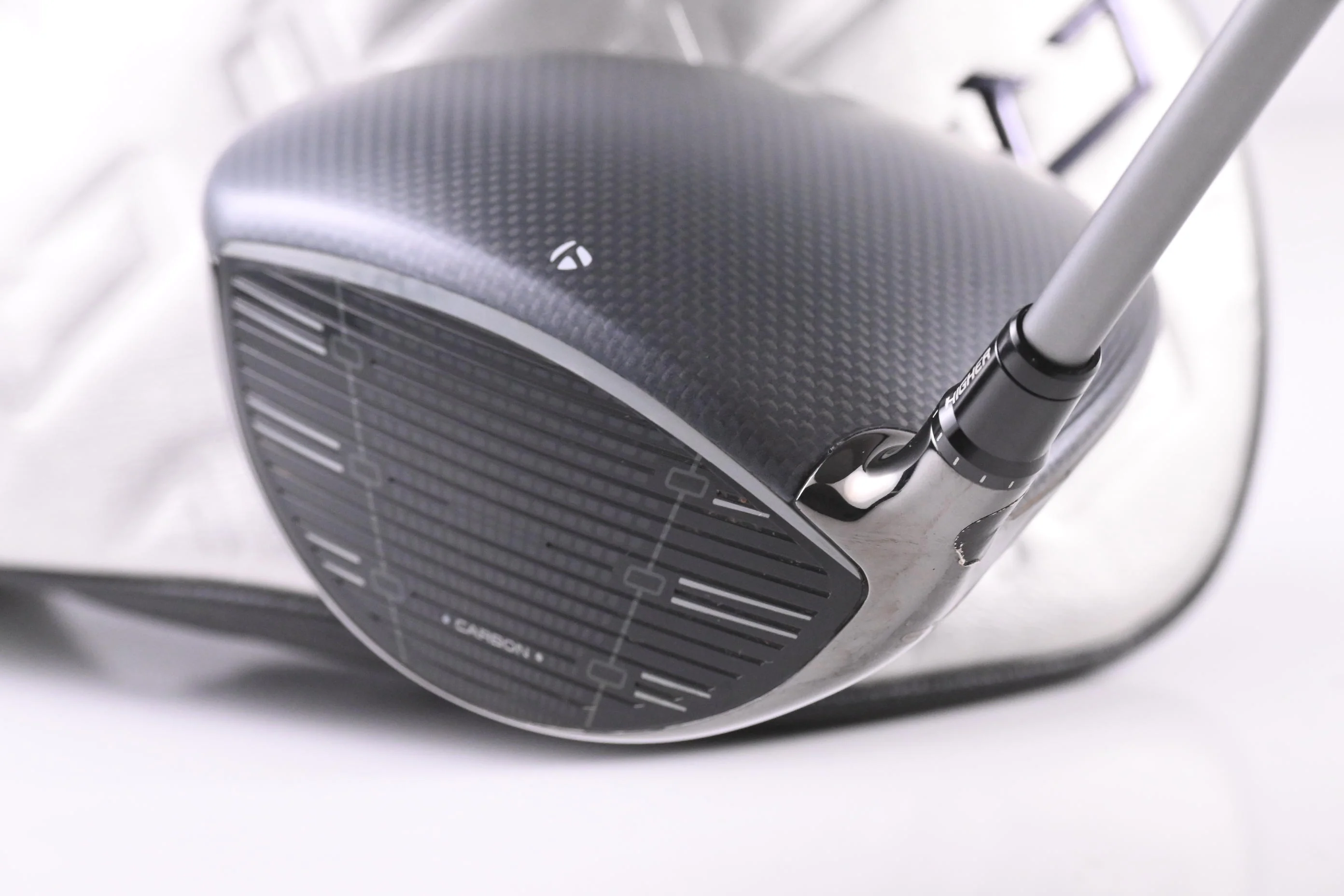 Taylormade Qi35 Driver / 10.5 Degree / Regular Flex Fujikura Air Speeder 50 - Image 4