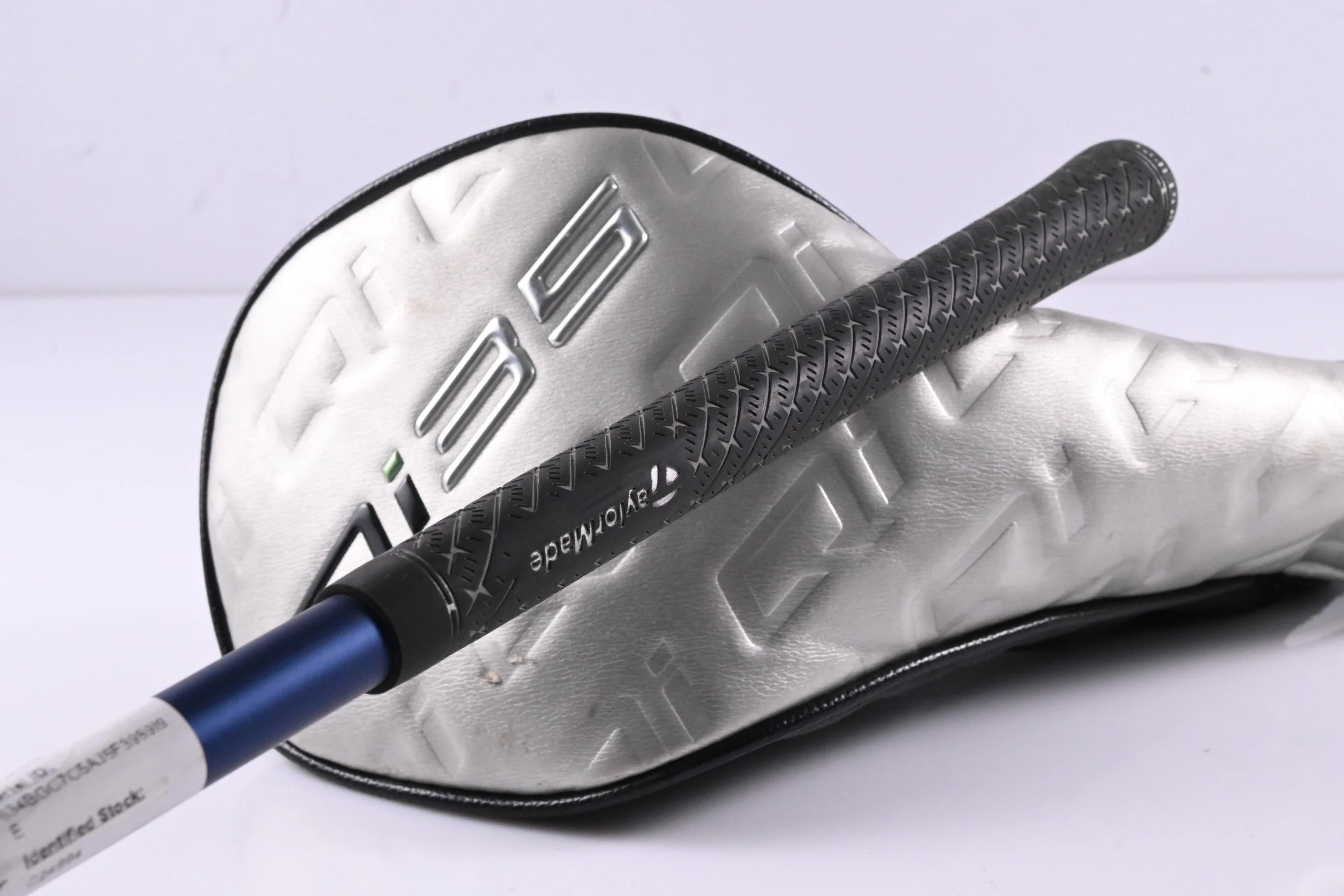 Taylormade Qi35 Driver / 10.5 Degree / Regular Flex Ventus Blue 5 Shaft - Image 8